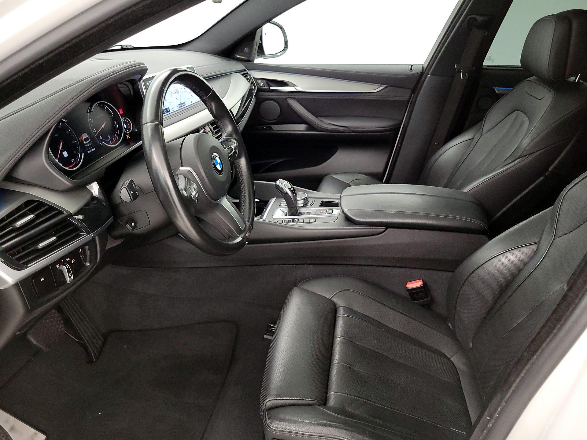 Thumbnail: 2019 BMW X6 - 11