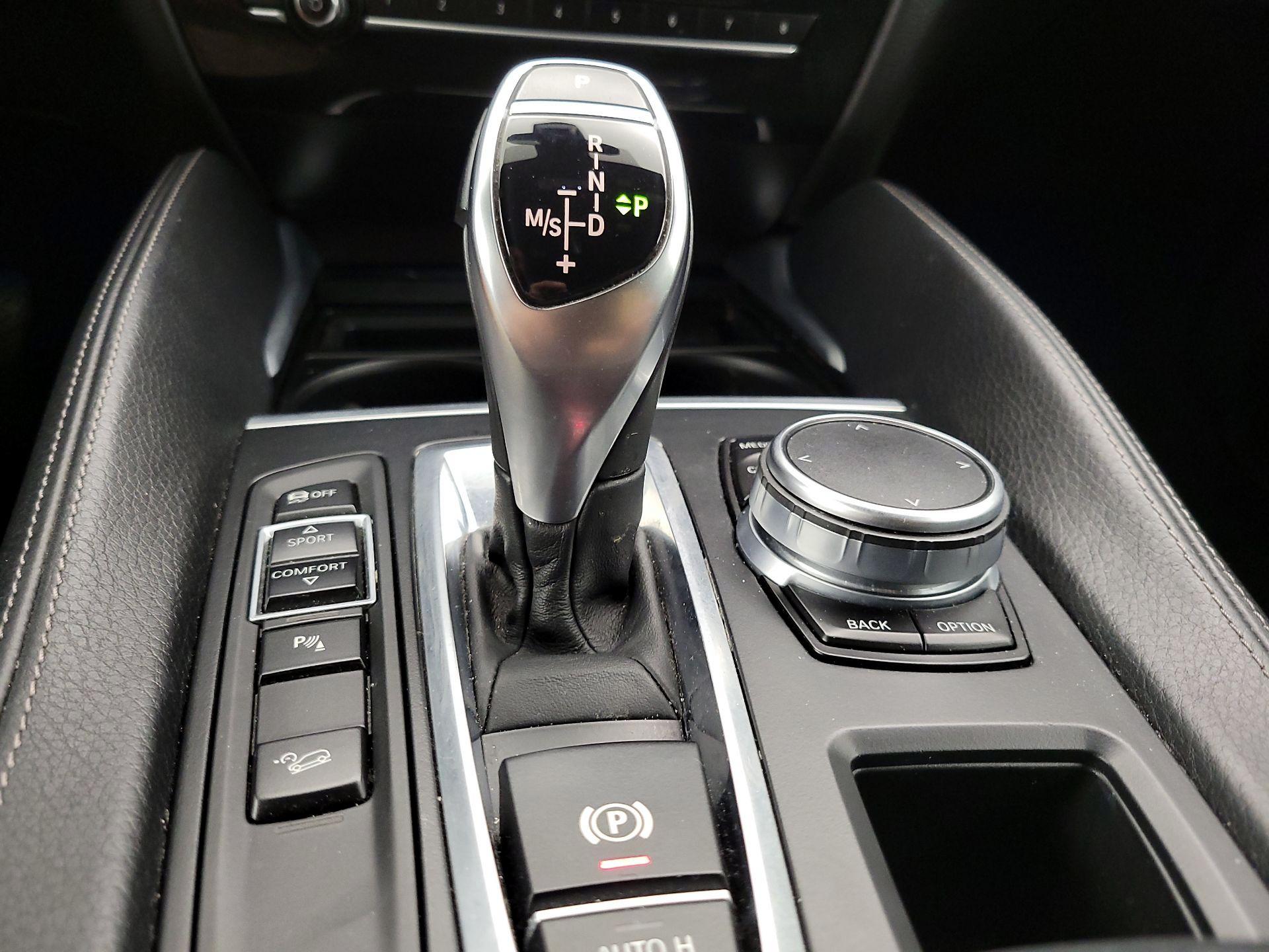 Thumbnail: 2019 BMW X6 - 18