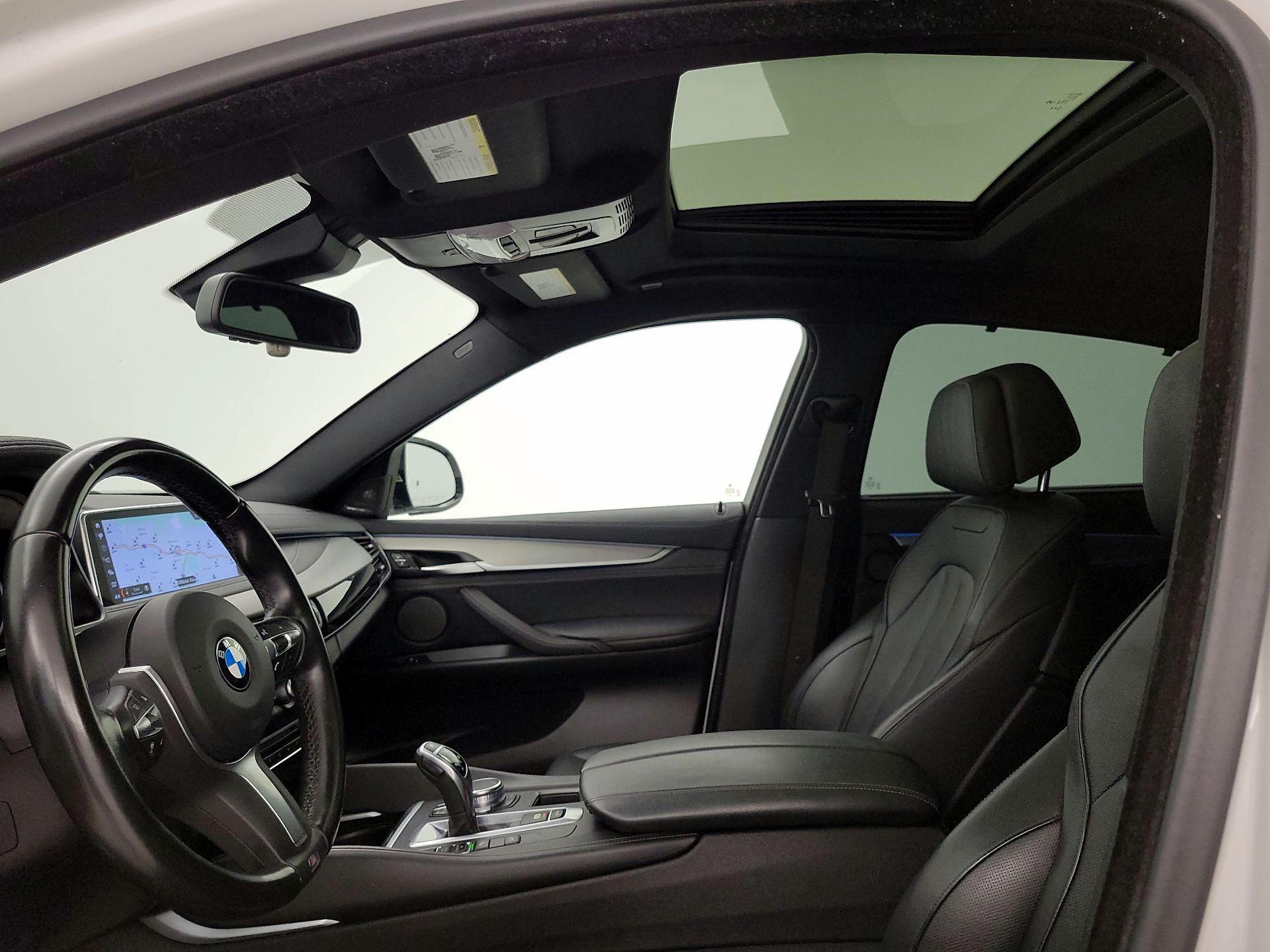 Thumbnail: 2019 BMW X6 - 19