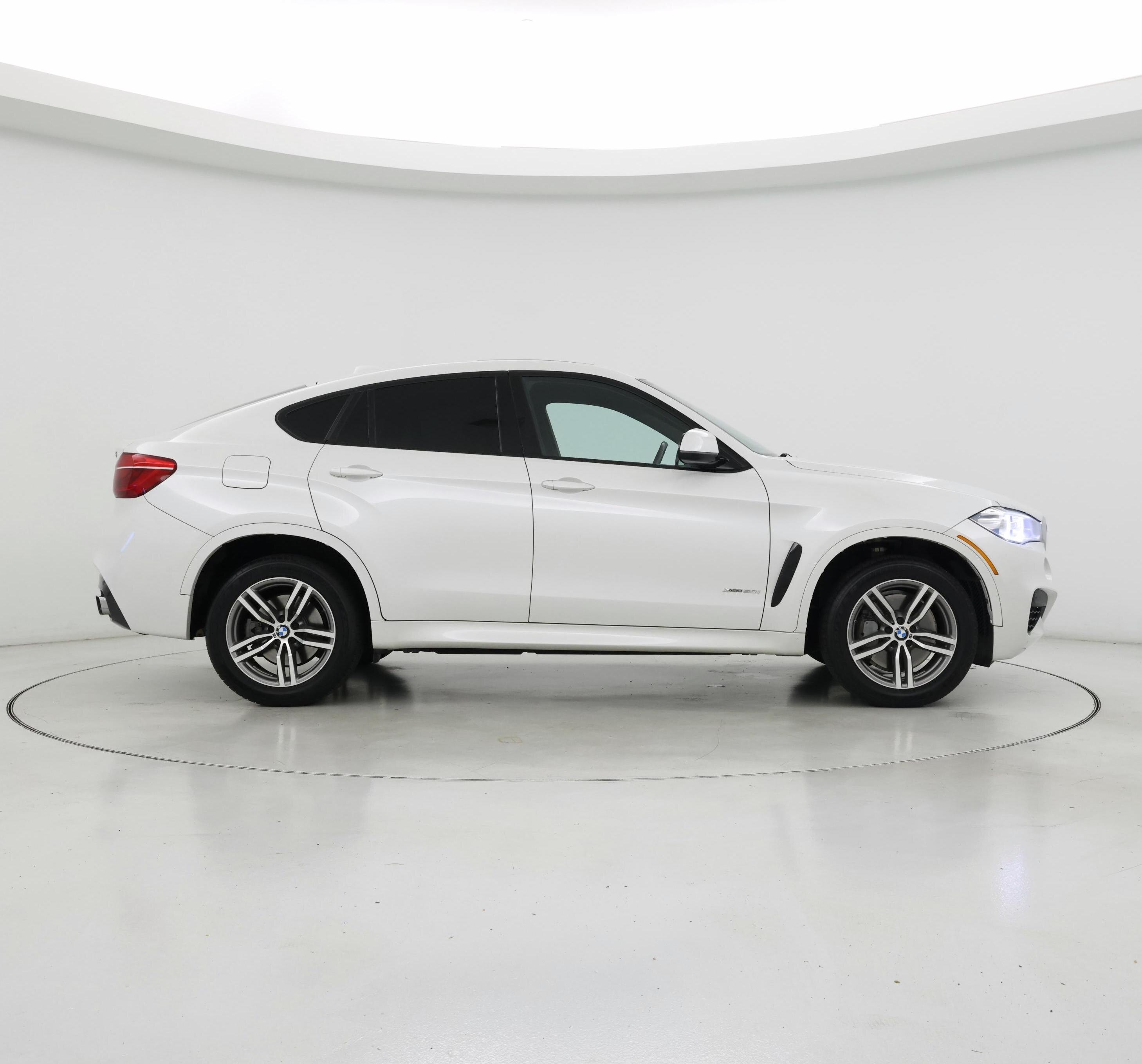 Thumbnail: 2019 BMW X6 - 7