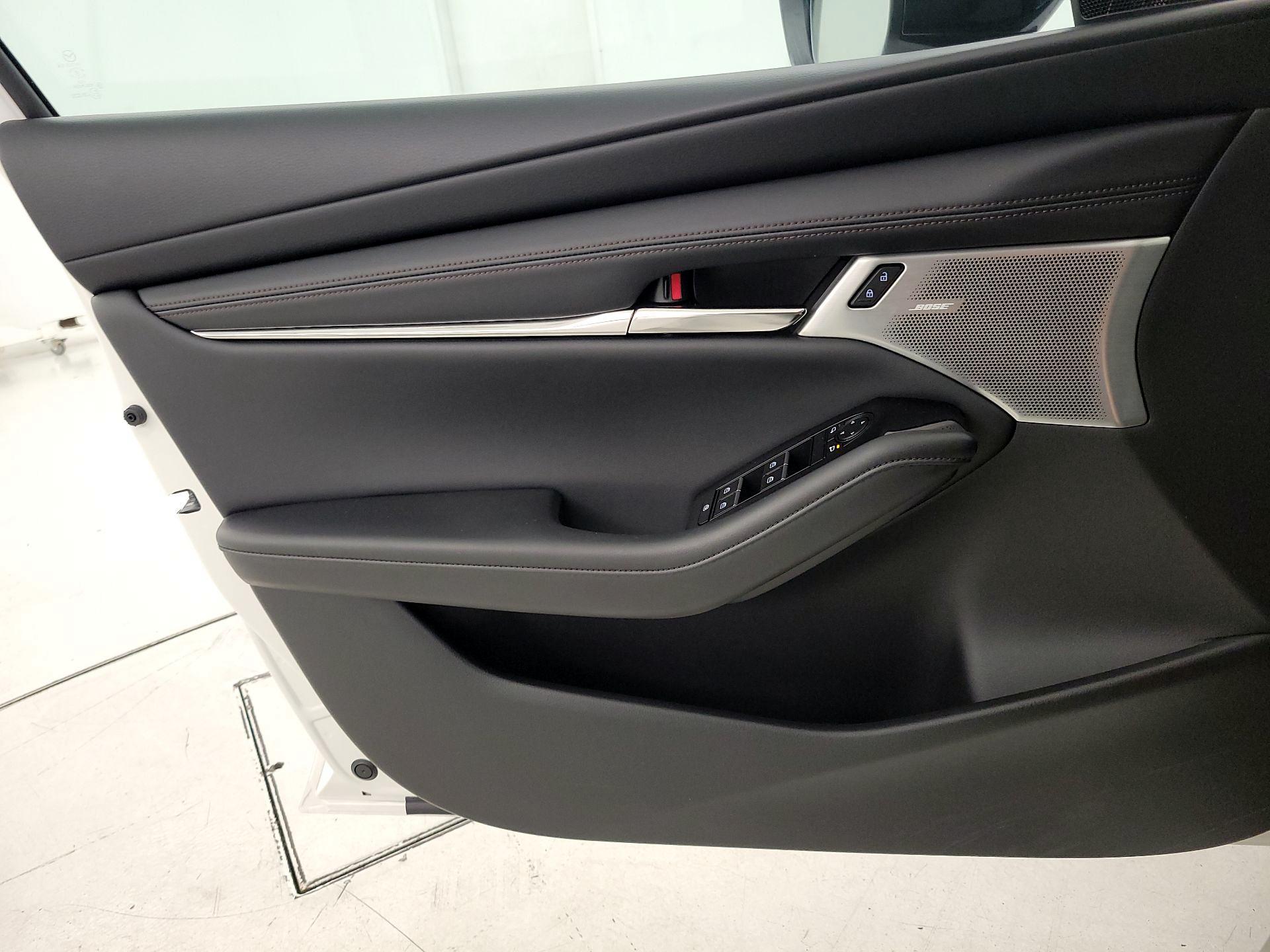 Thumbnail: 2025 Mazda Mazda3 - 12