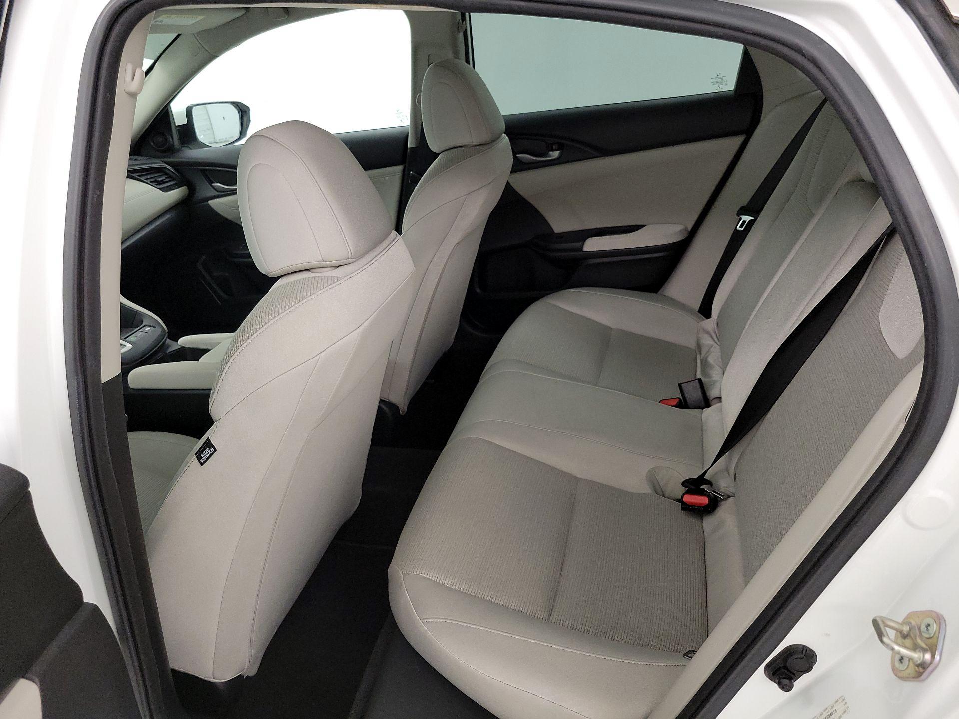 Thumbnail: 2019 Honda Insight - 19