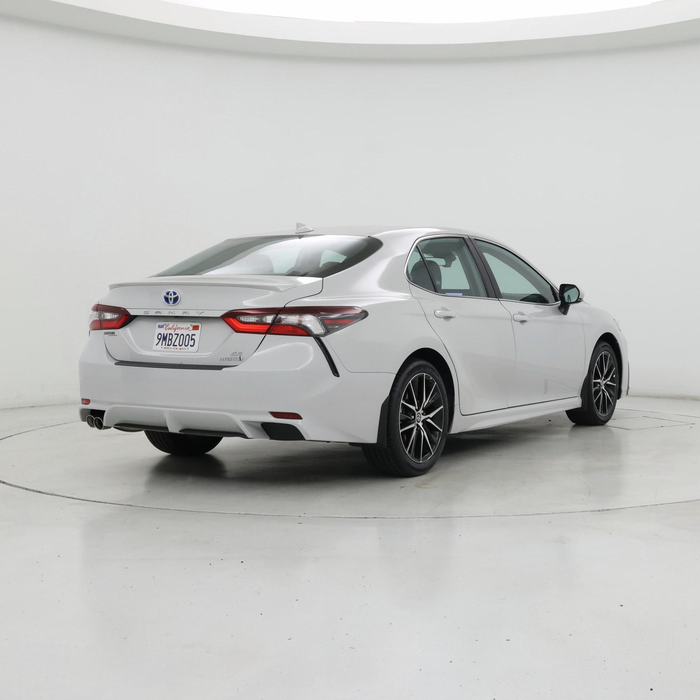 Thumbnail: 2024 Toyota Camry - 8