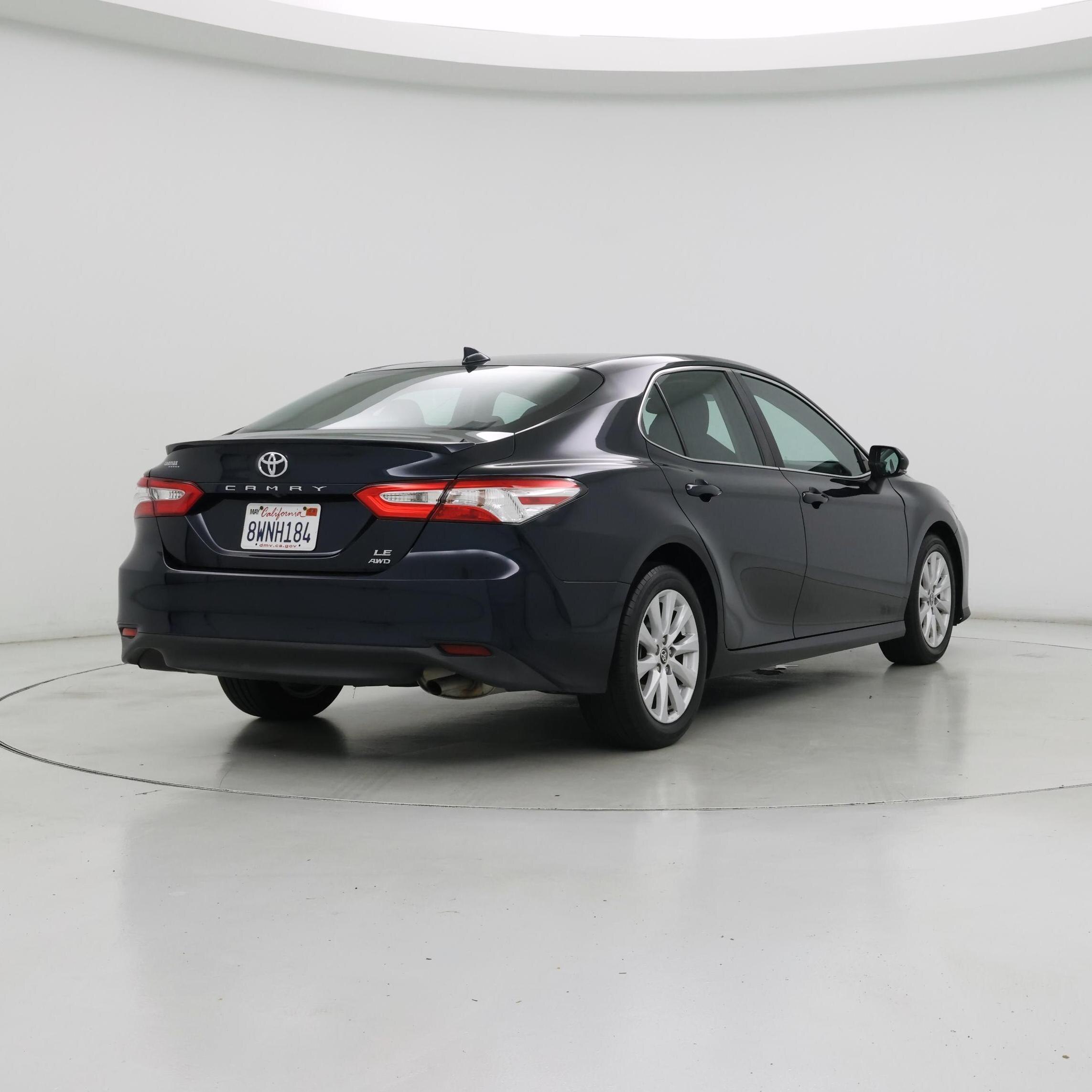 Thumbnail: 2020 Toyota Camry - 8