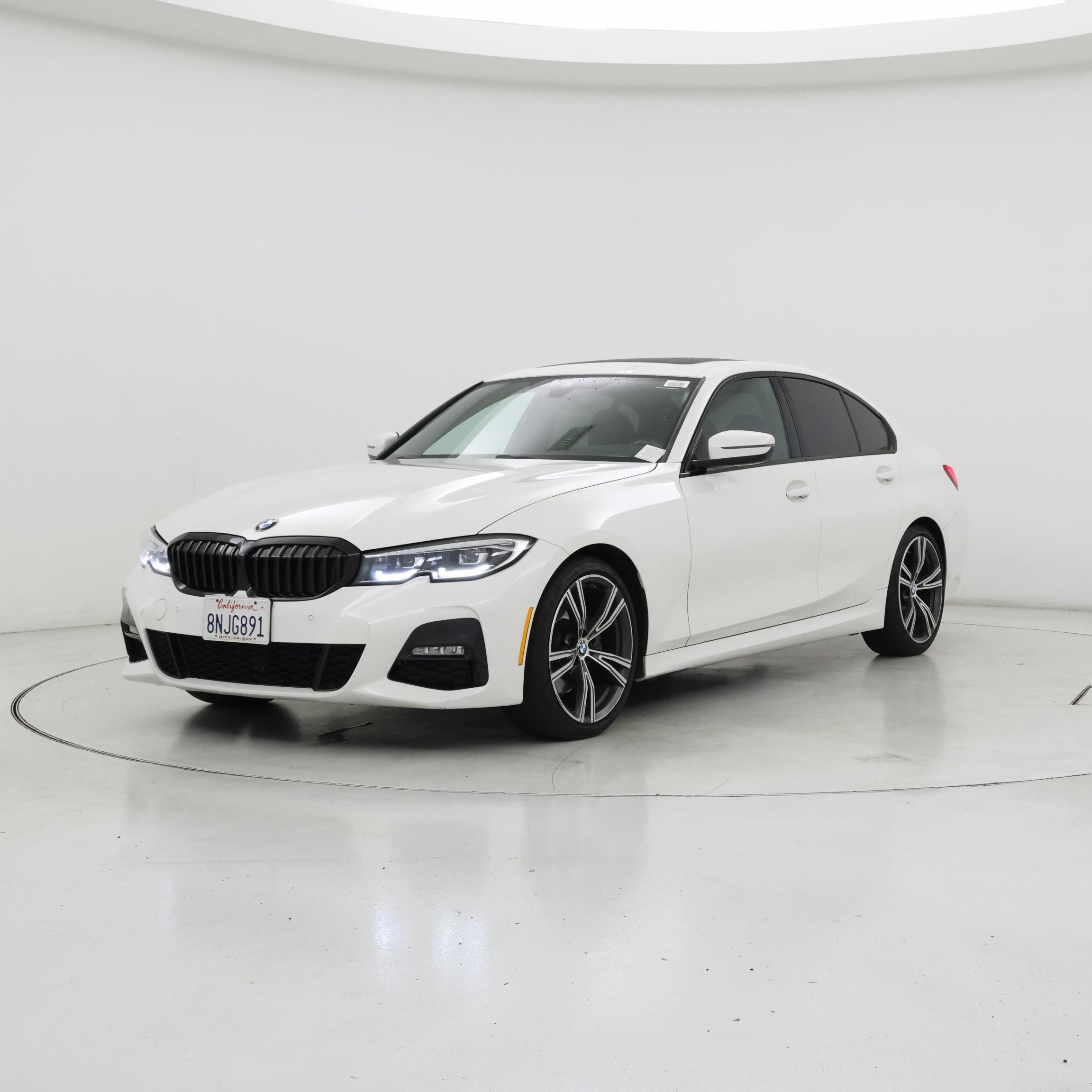 Thumbnail: 2020 BMW 3 Series - 4
