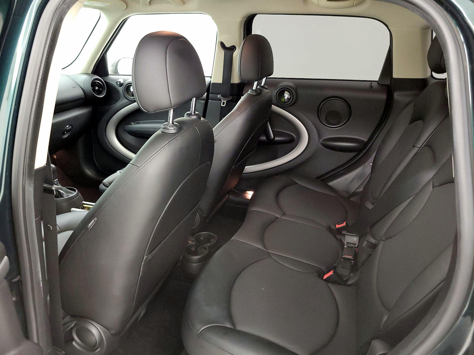 Thumbnail: 2014 MINI Cooper Countryman - 17
