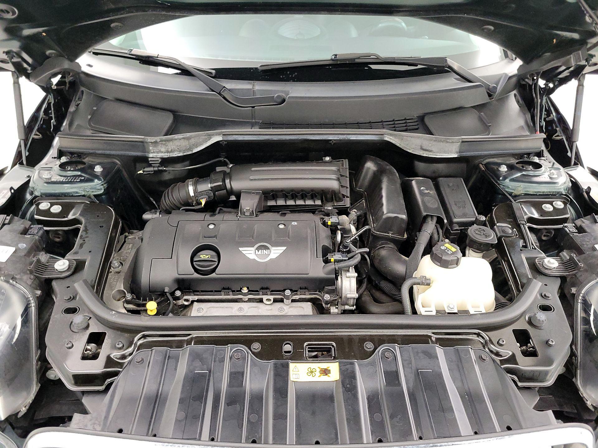 Thumbnail: 2014 MINI Cooper Countryman - 19