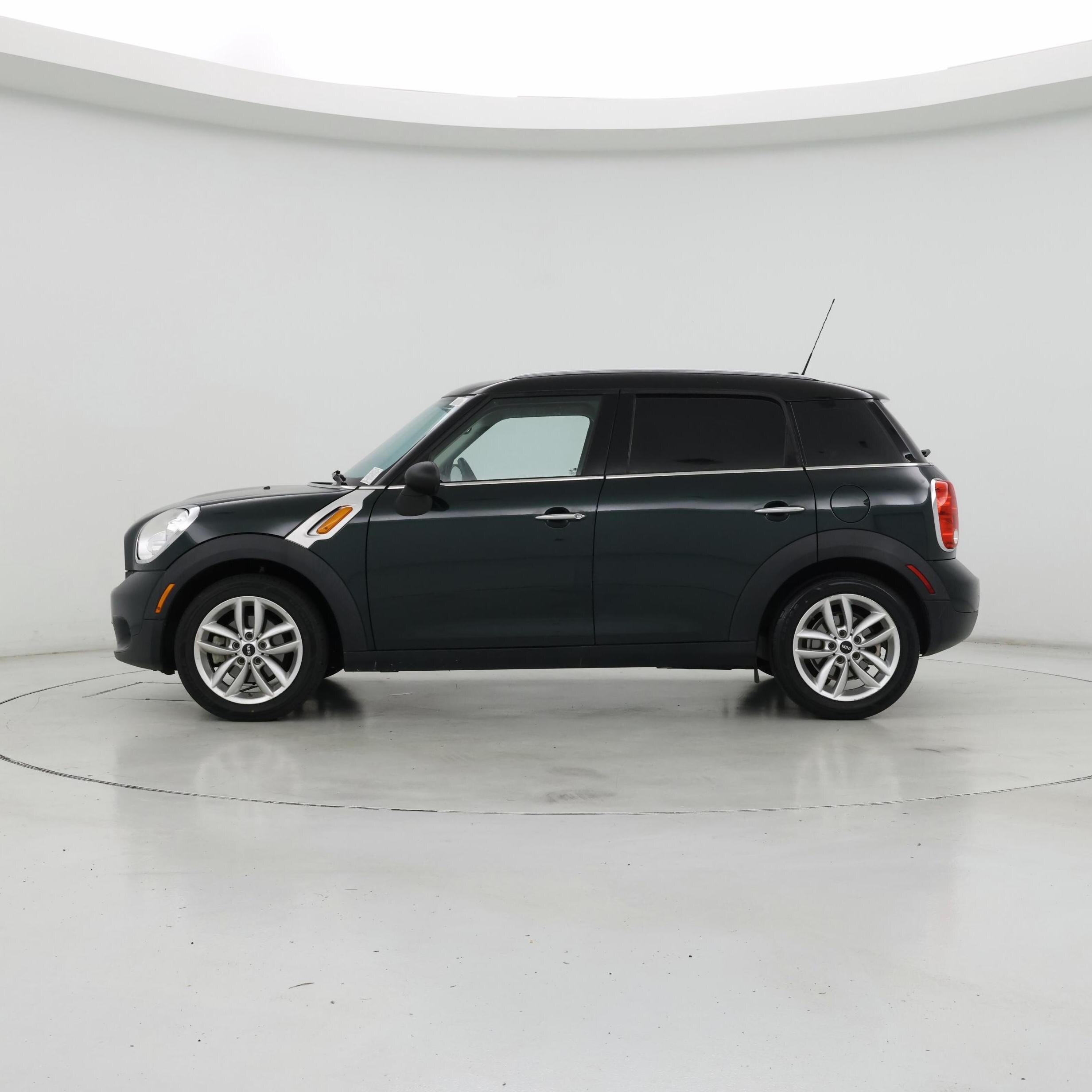 Thumbnail: 2014 MINI Cooper Countryman - 3