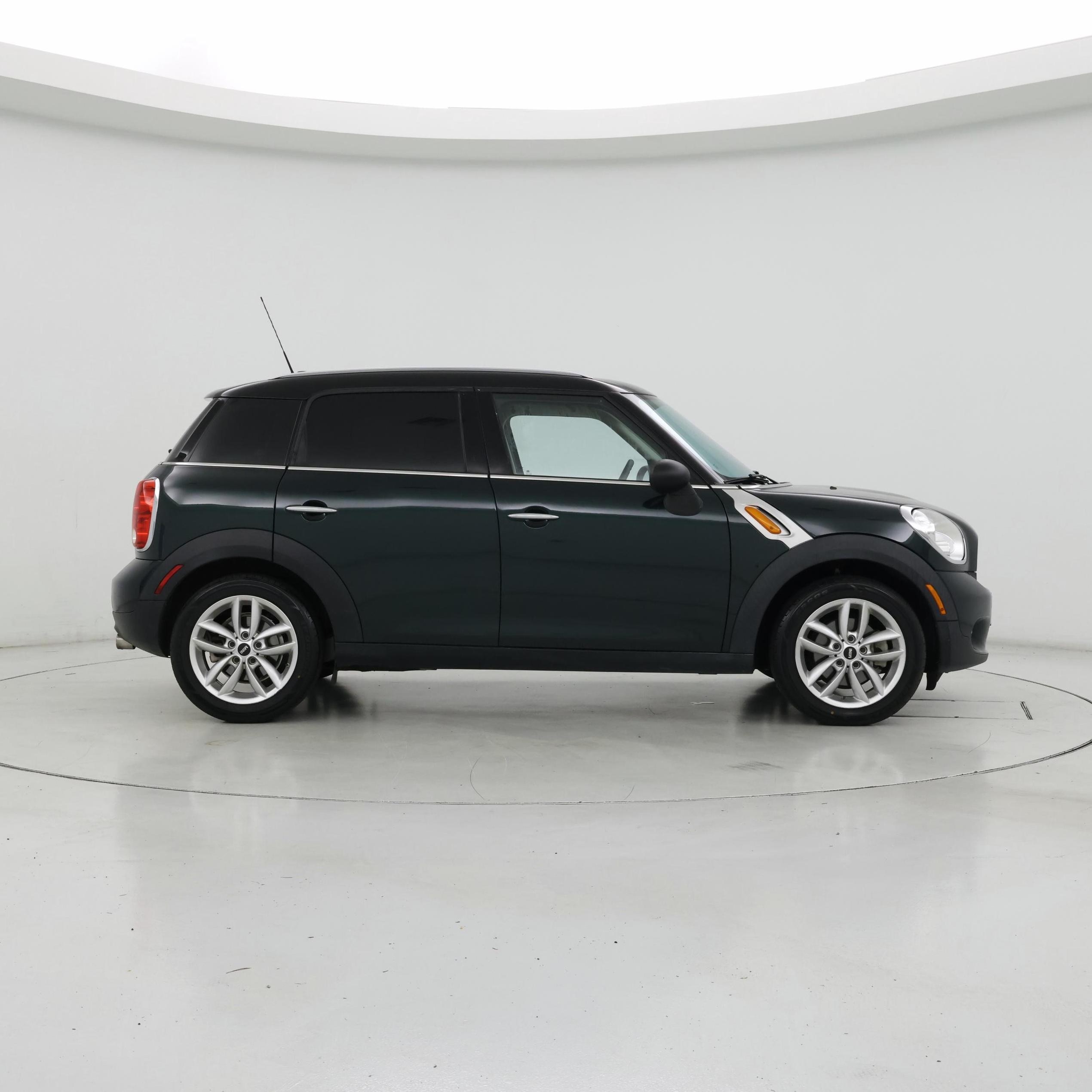 Thumbnail: 2014 MINI Cooper Countryman - 7