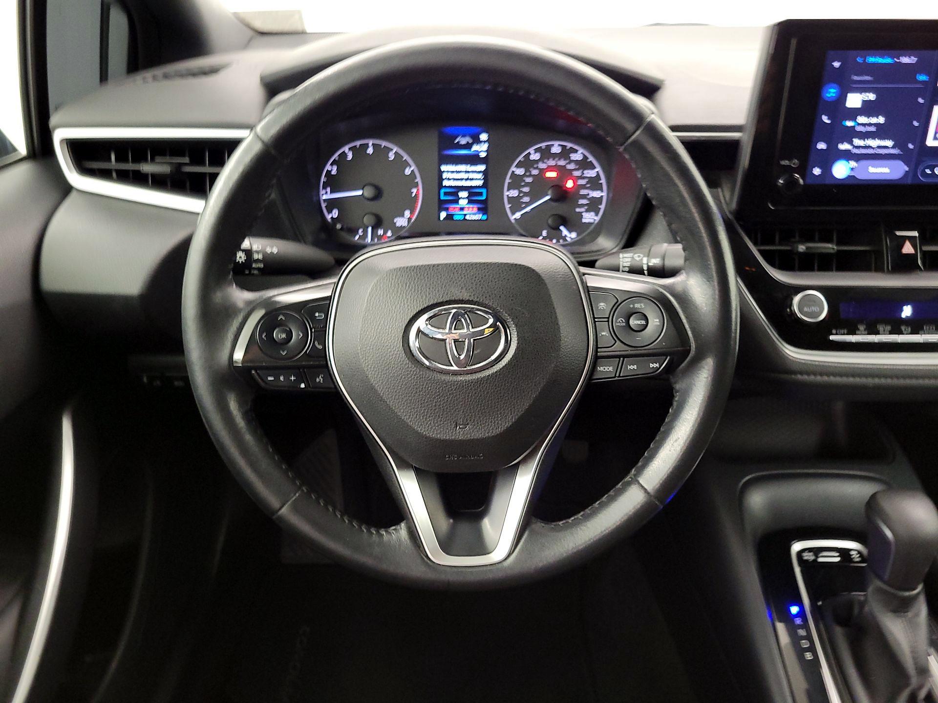Thumbnail: 2023 Toyota Corolla - 10