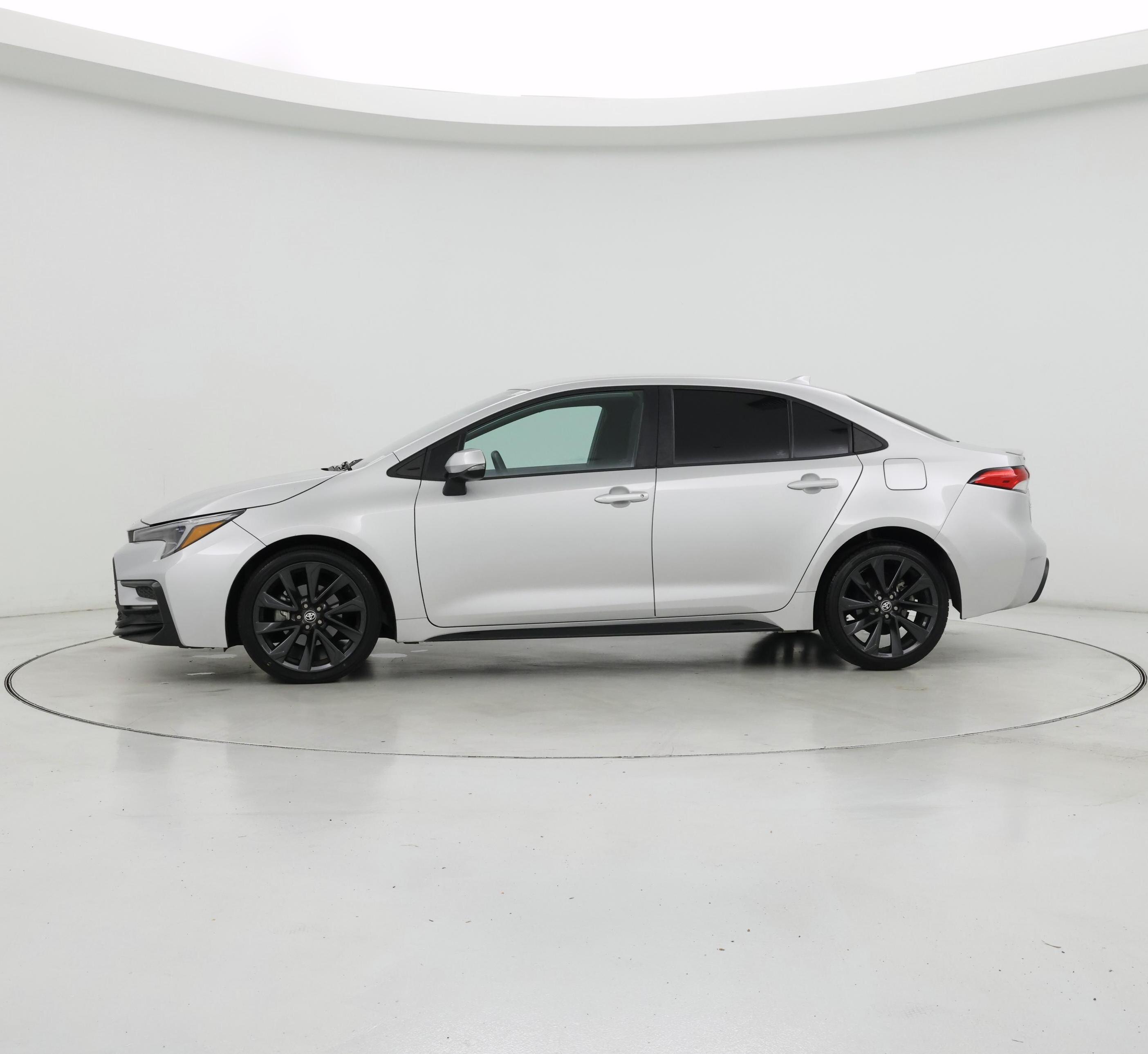 Thumbnail: 2023 Toyota Corolla - 3