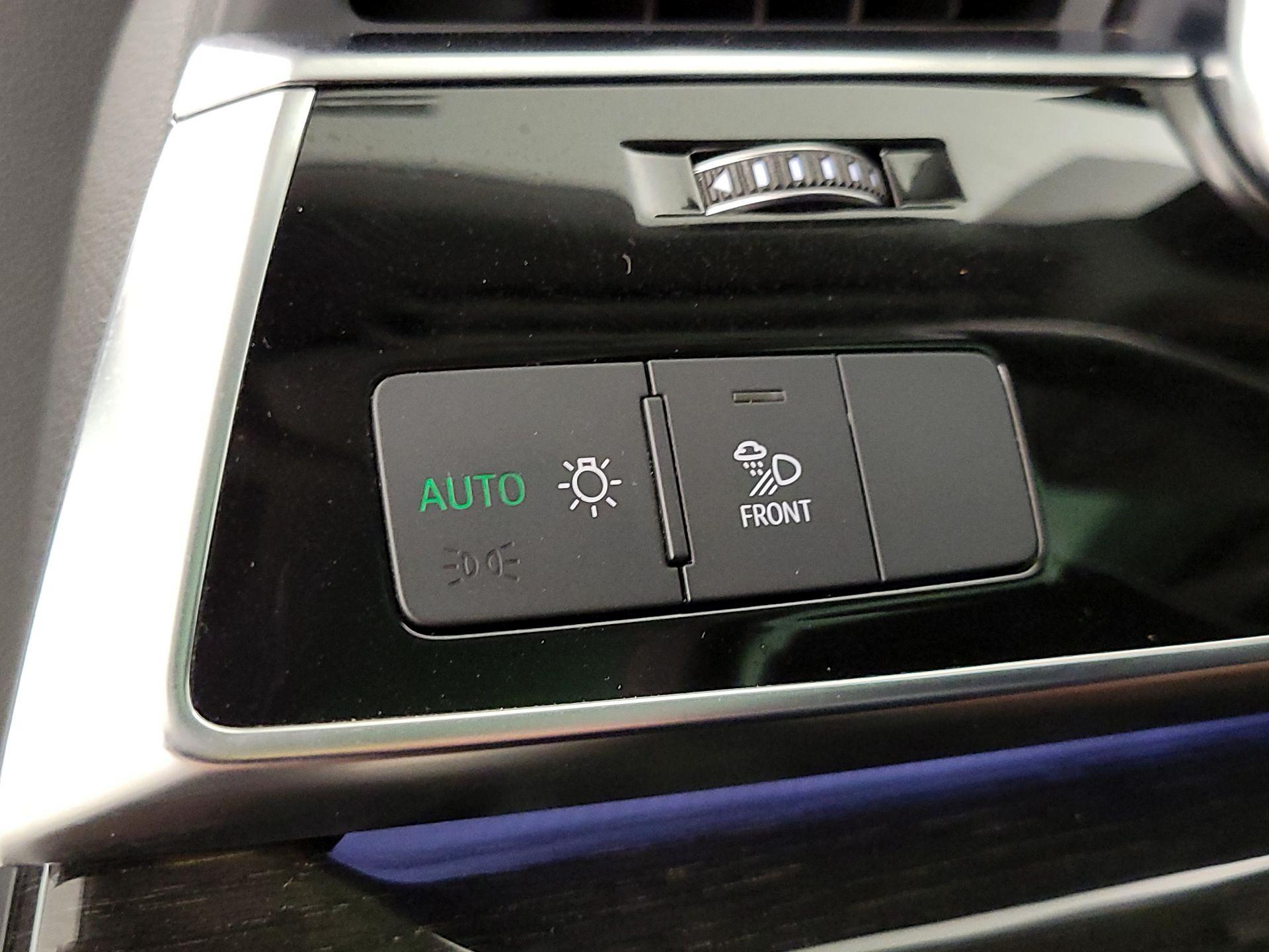 Thumbnail: 2022 Audi Q7 - 13