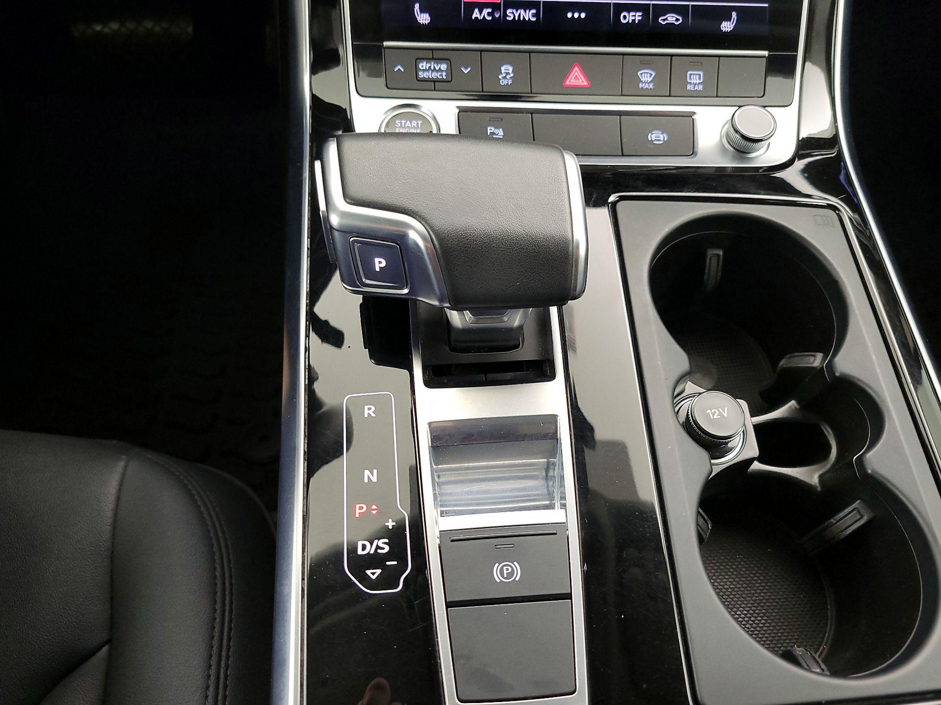 Thumbnail: 2022 Audi Q7 - 18