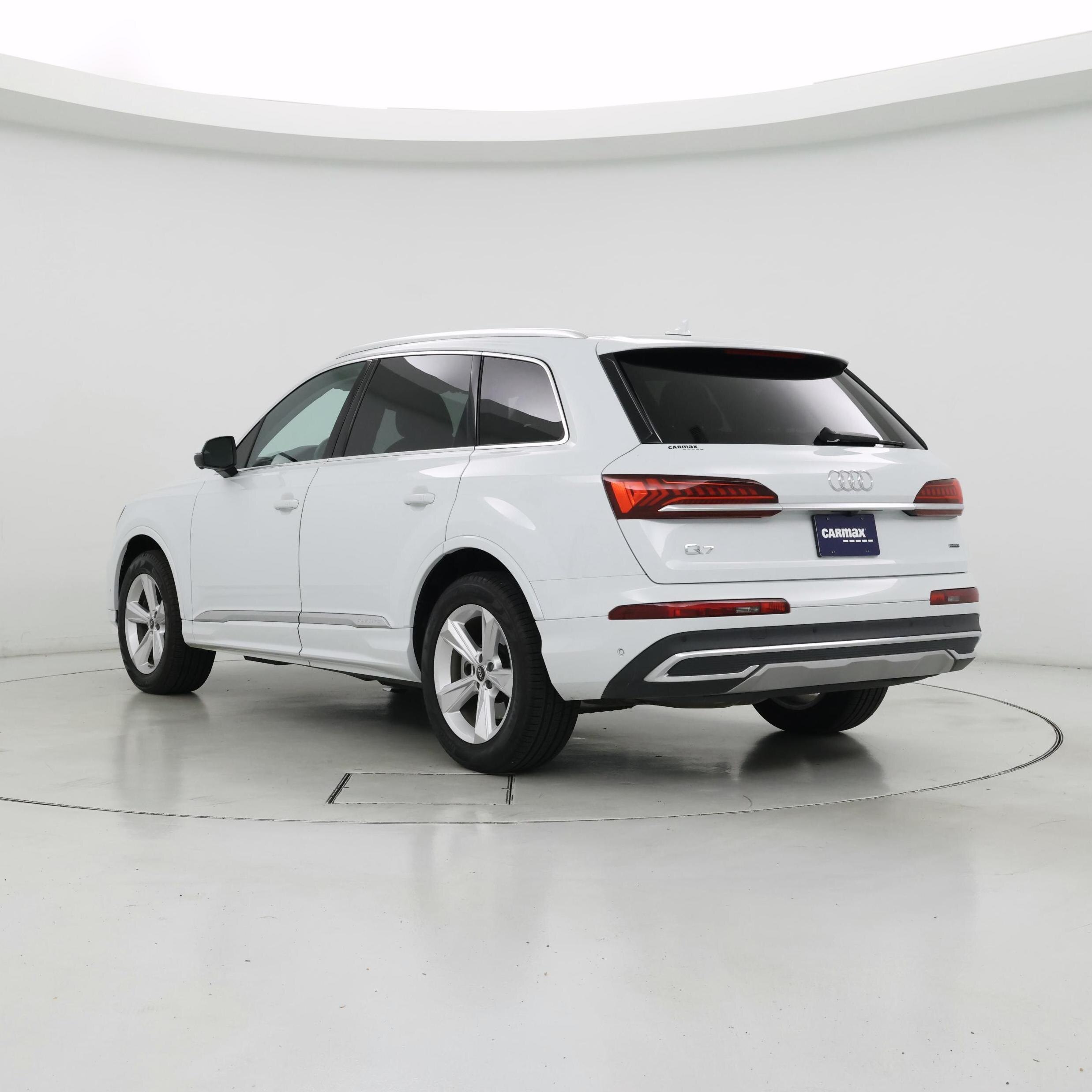 Thumbnail: 2022 Audi Q7 - 2