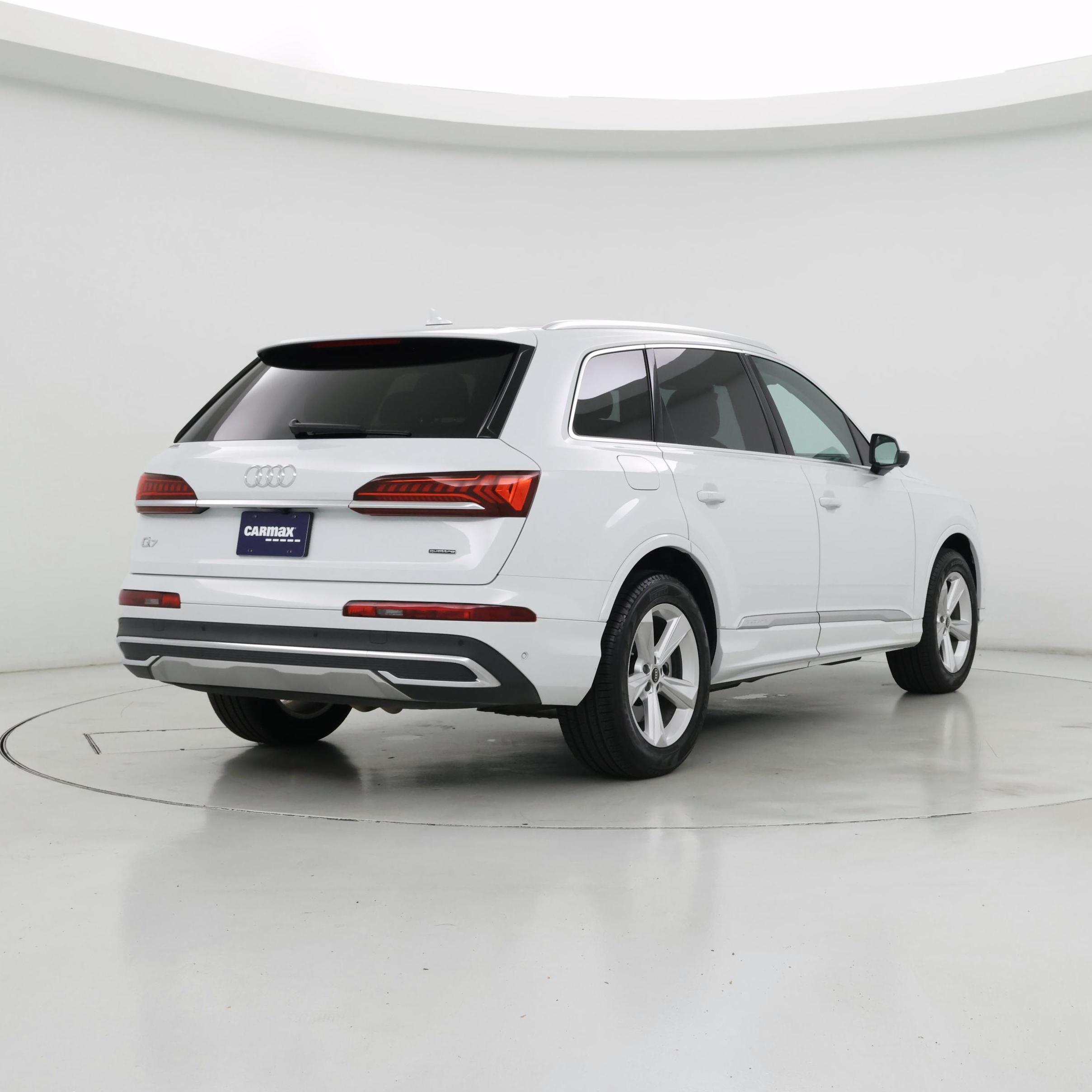 Thumbnail: 2022 Audi Q7 - 8