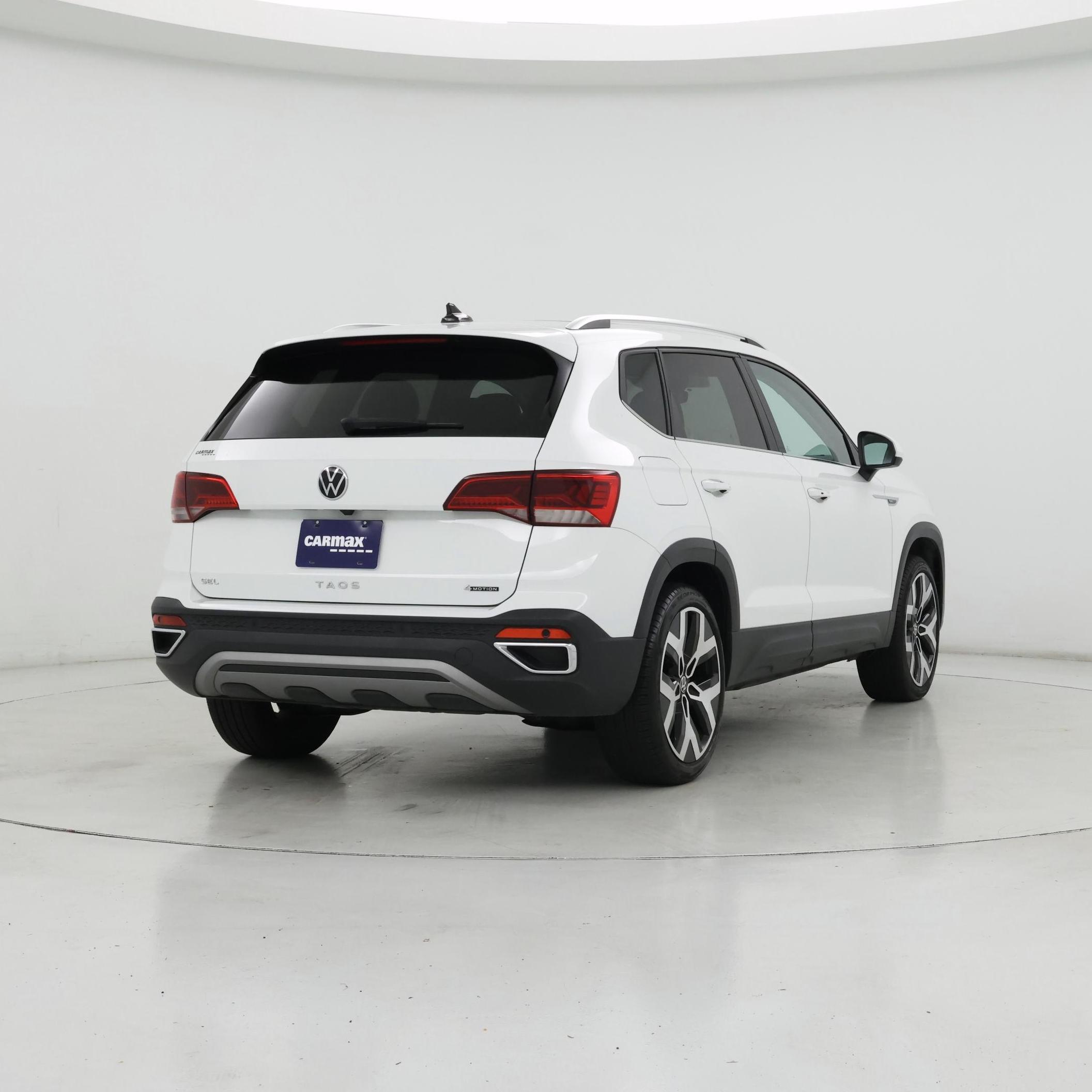 Thumbnail: 2023 Volkswagen Taos - 8