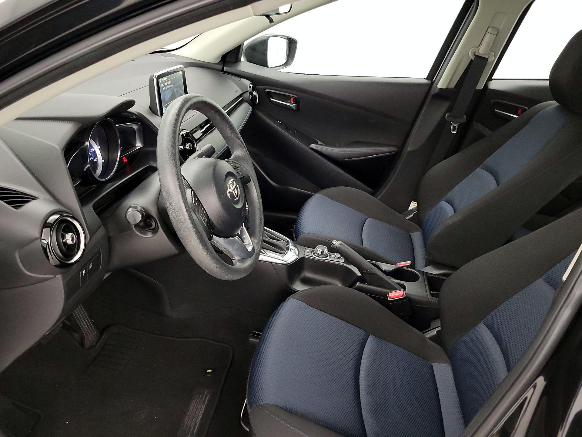 Thumbnail: 2018 Toyota Yaris iA - 11