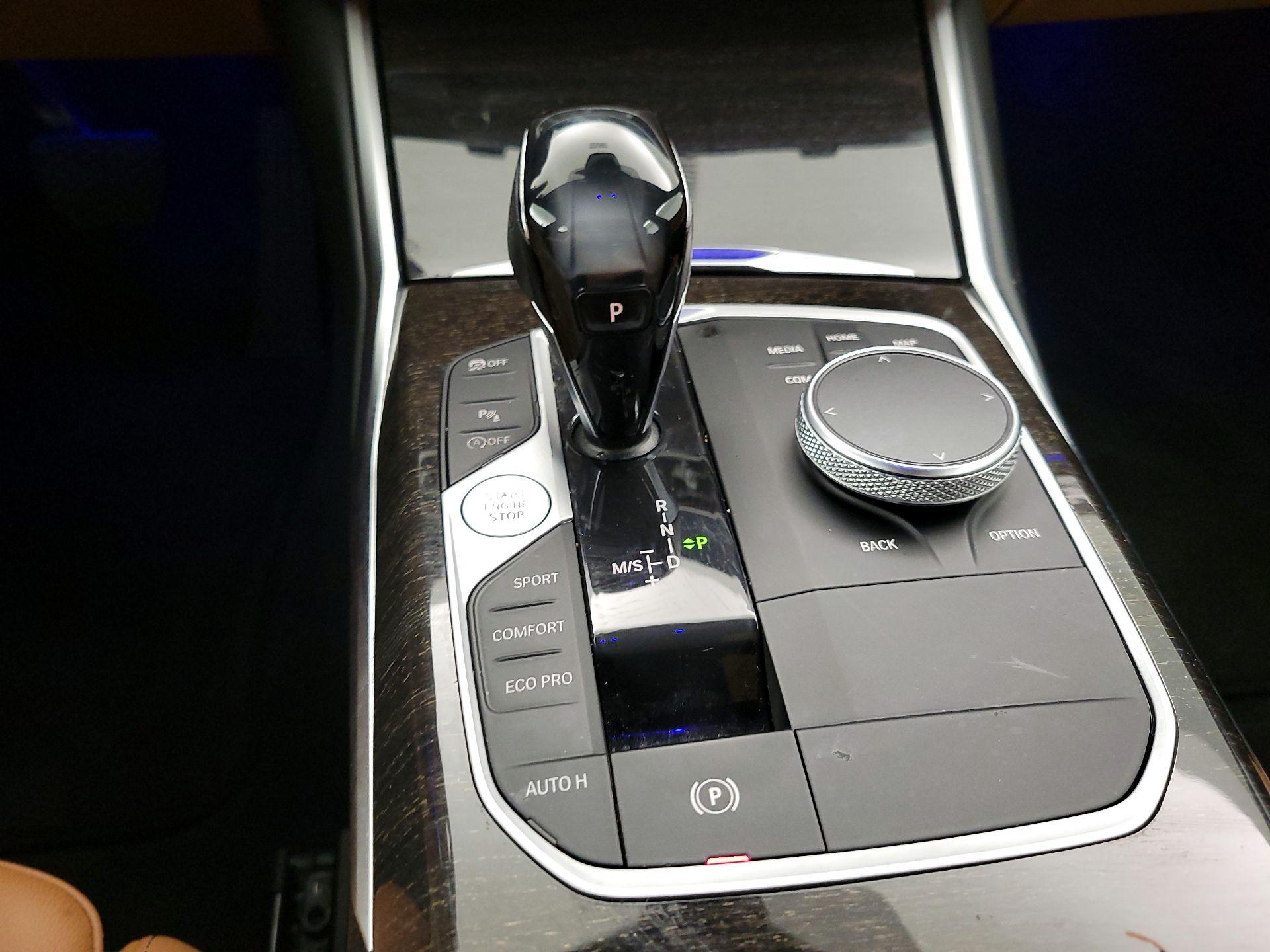 Thumbnail: 2021 BMW 3 Series - 18