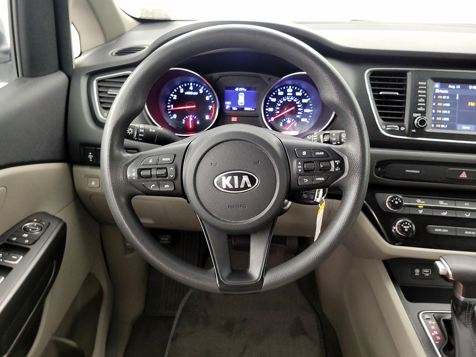 Thumbnail: 2020 Kia Sedona - 10
