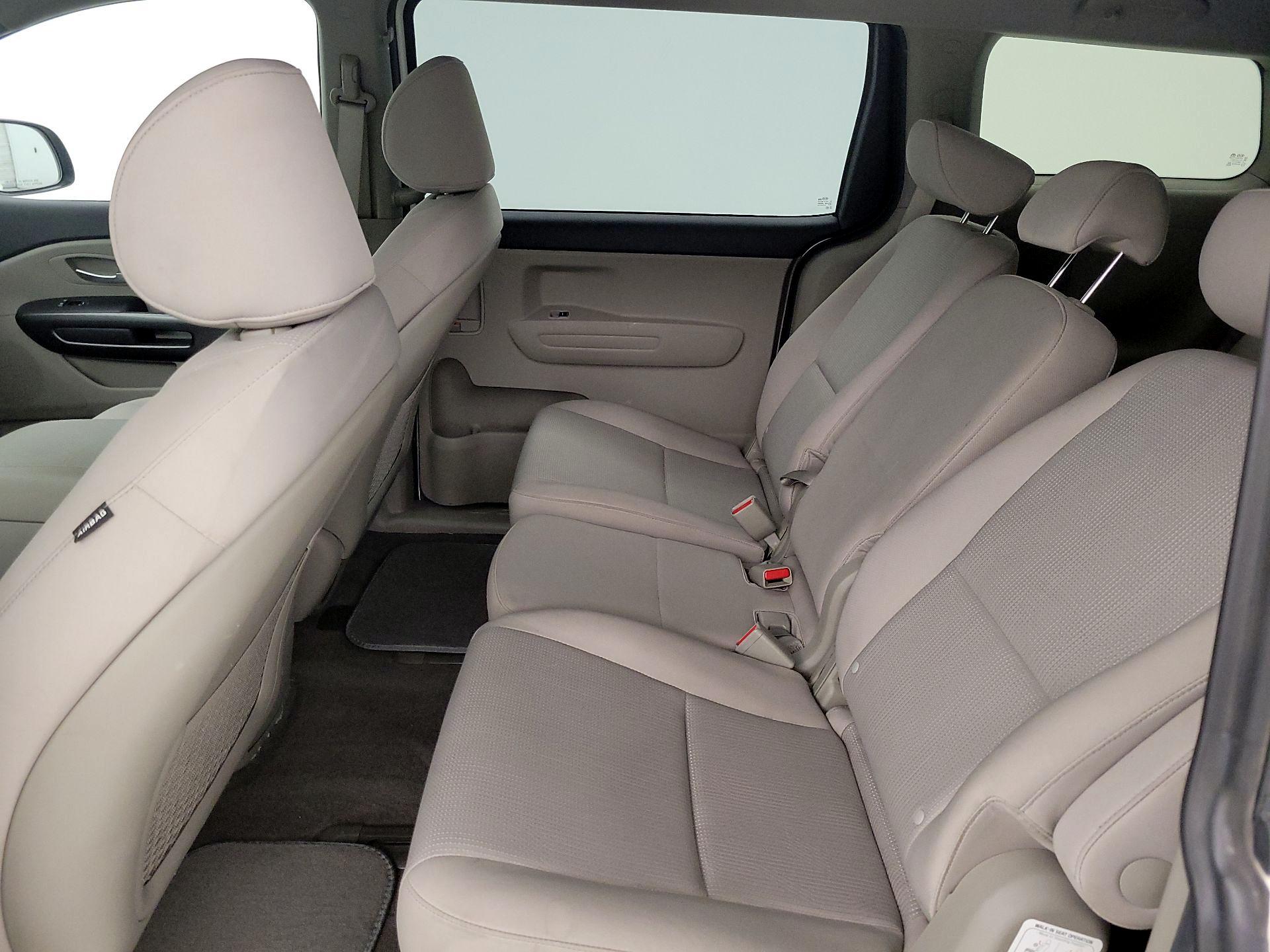 Thumbnail: 2020 Kia Sedona - 19