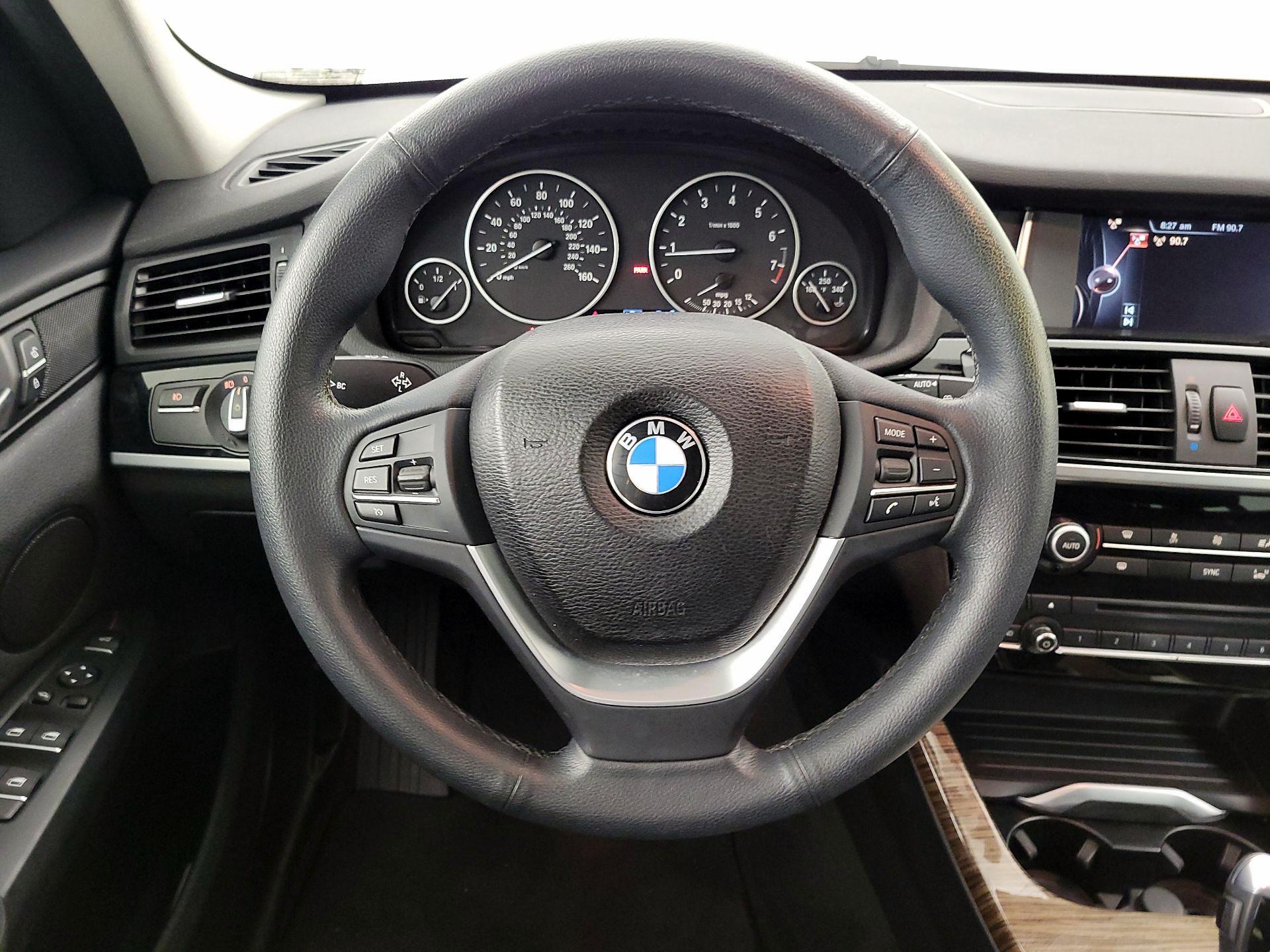 Thumbnail: 2017 BMW X3 - 10