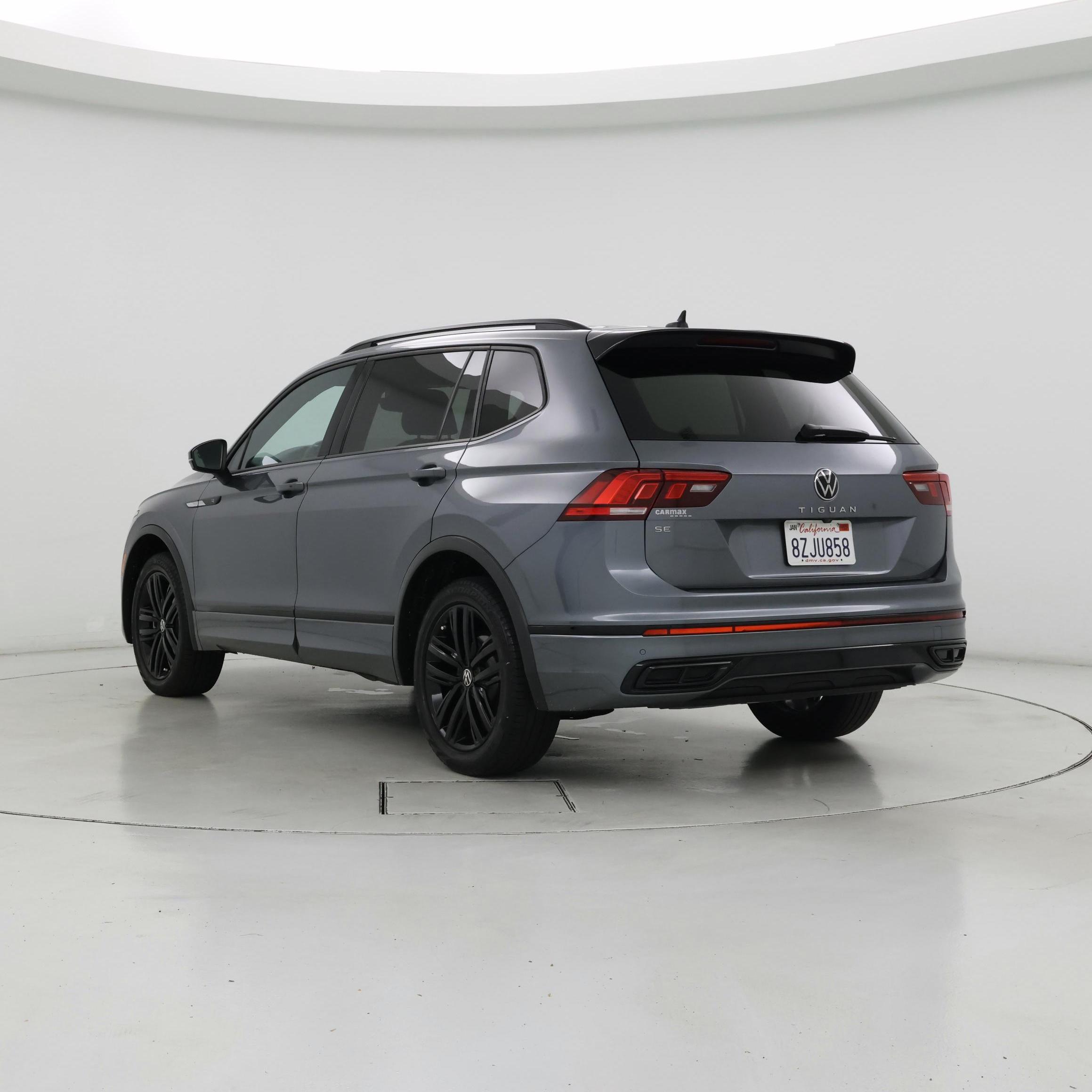Thumbnail: 2022 Volkswagen Tiguan - 2