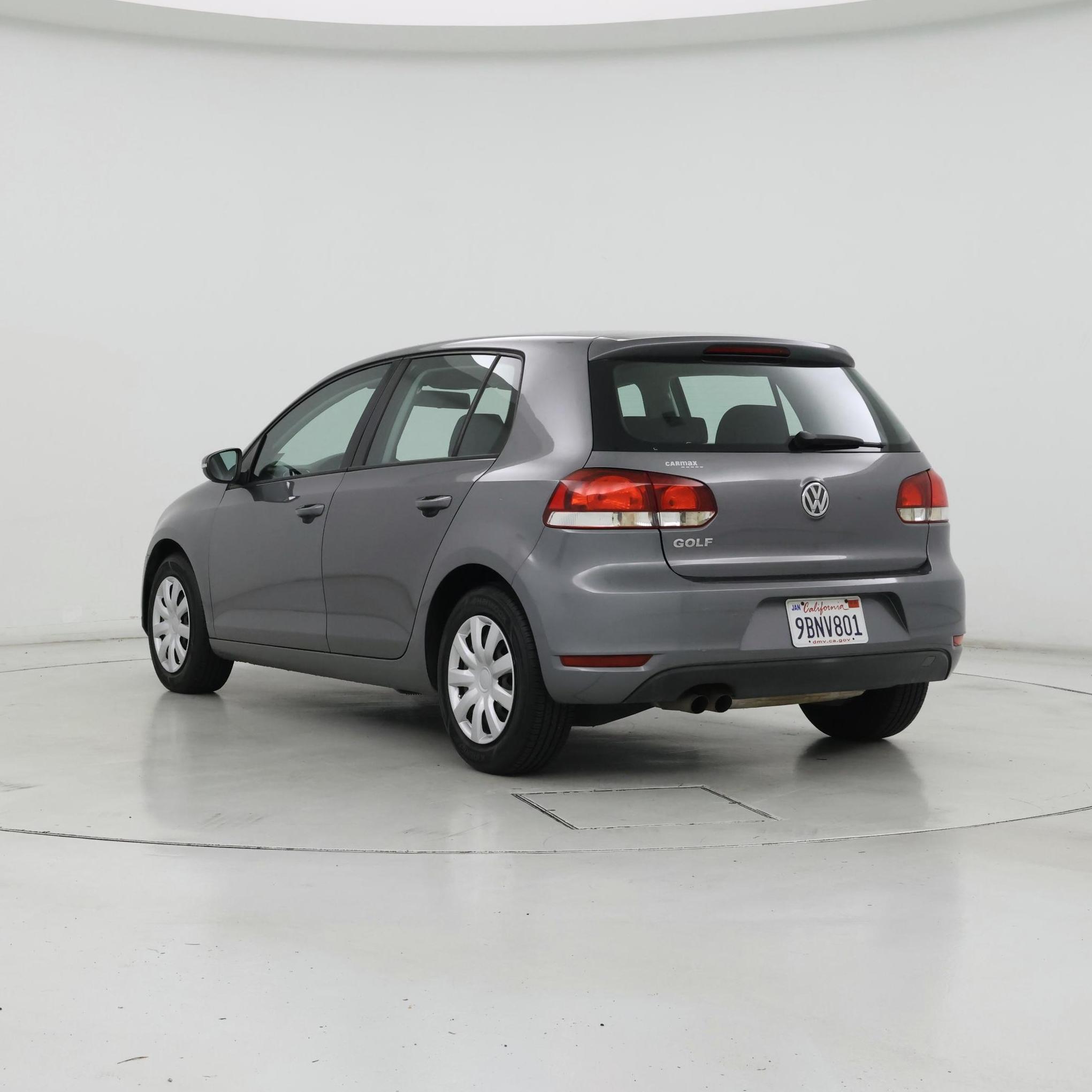 Thumbnail: 2014 Volkswagen Golf - 2
