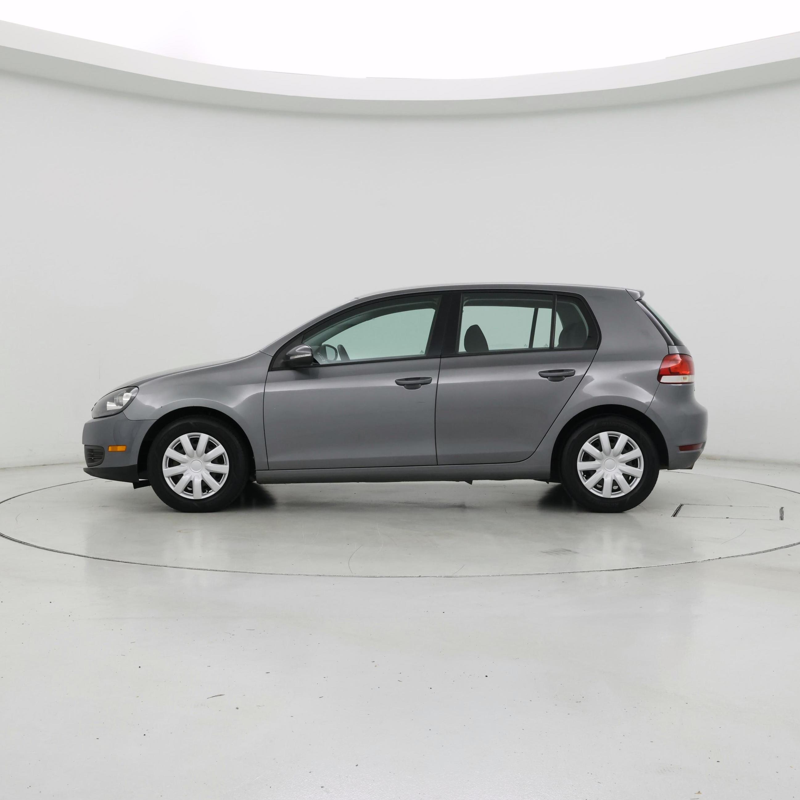 Thumbnail: 2014 Volkswagen Golf - 3