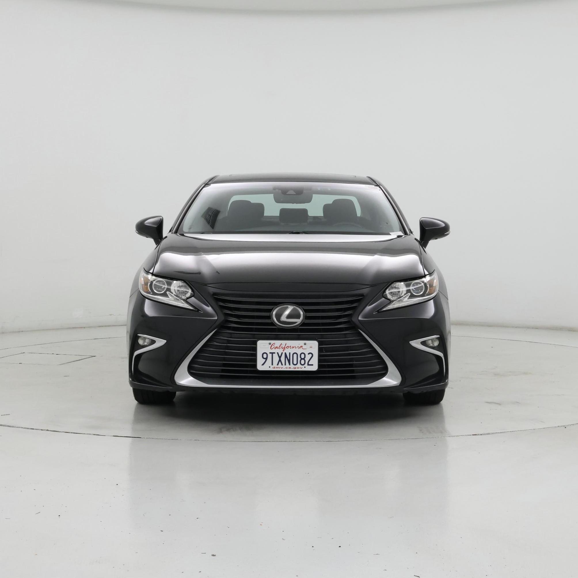 Thumbnail: 2017 Lexus ES - 5