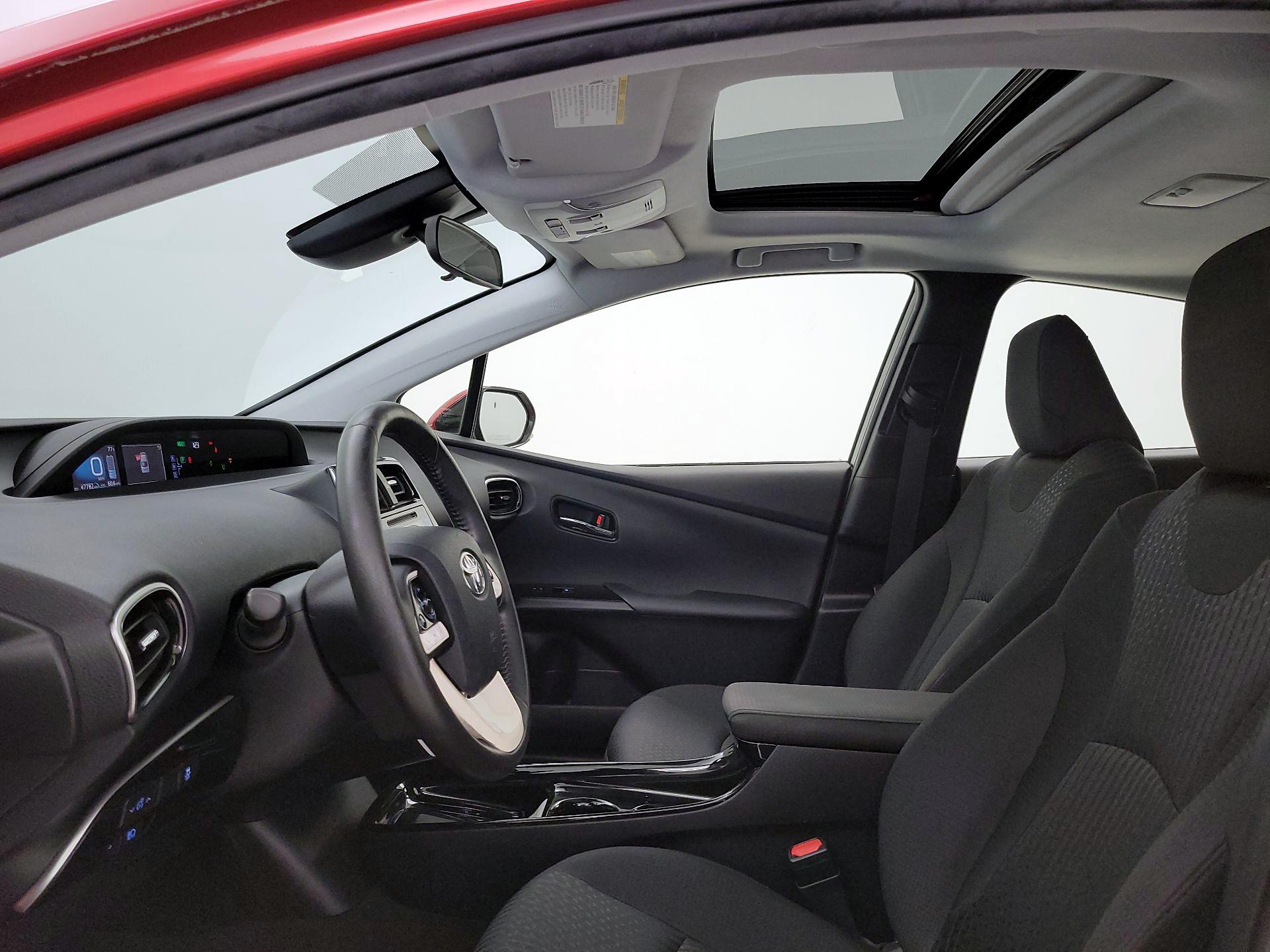 Thumbnail: 2017 Toyota Prius - 20