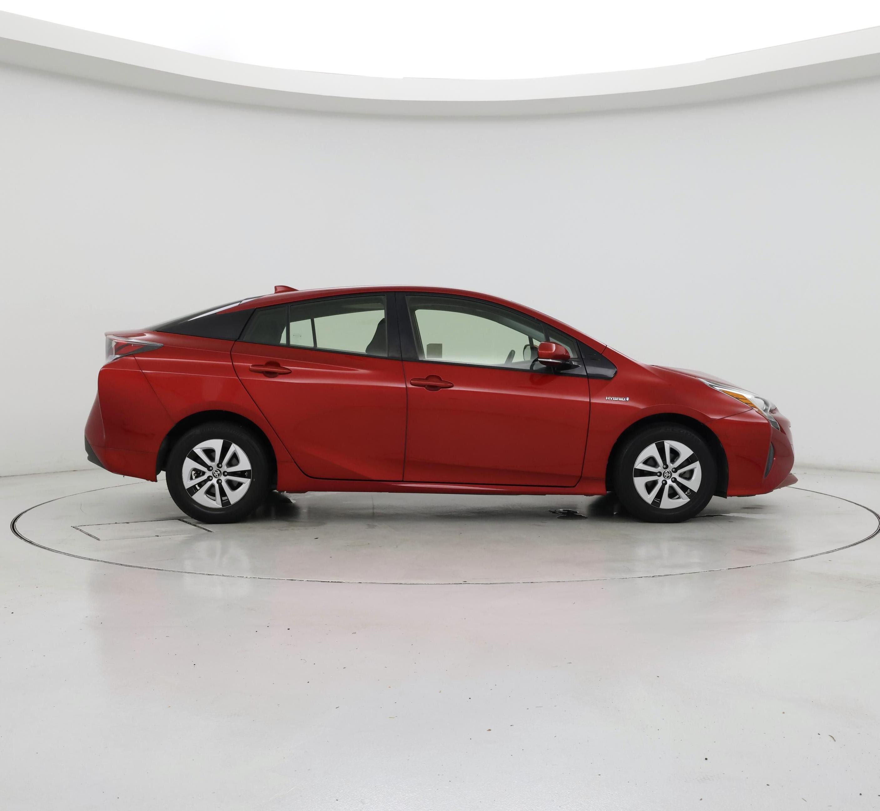 Thumbnail: 2017 Toyota Prius - 7