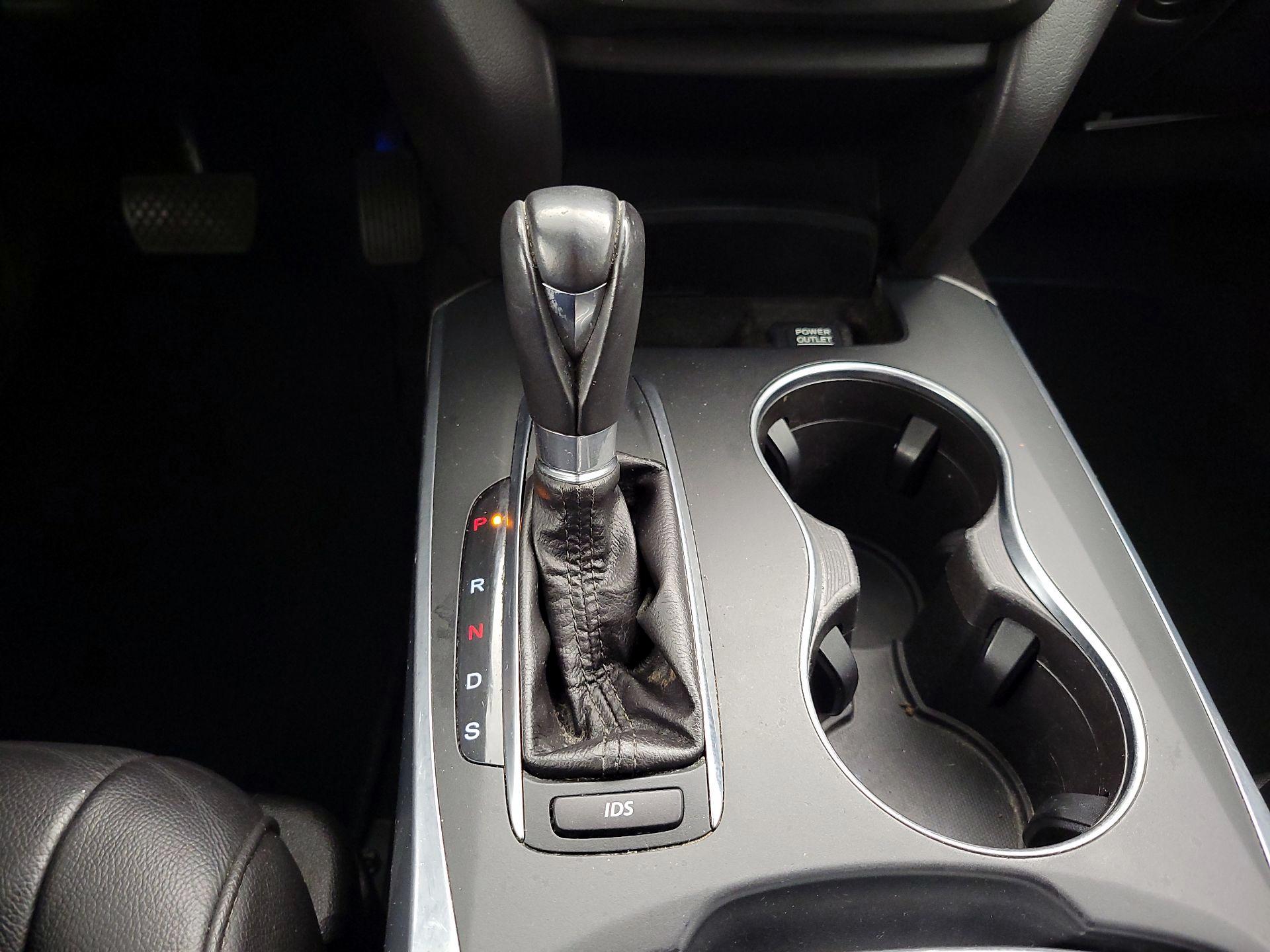 Thumbnail: 2015 Acura MDX - 17