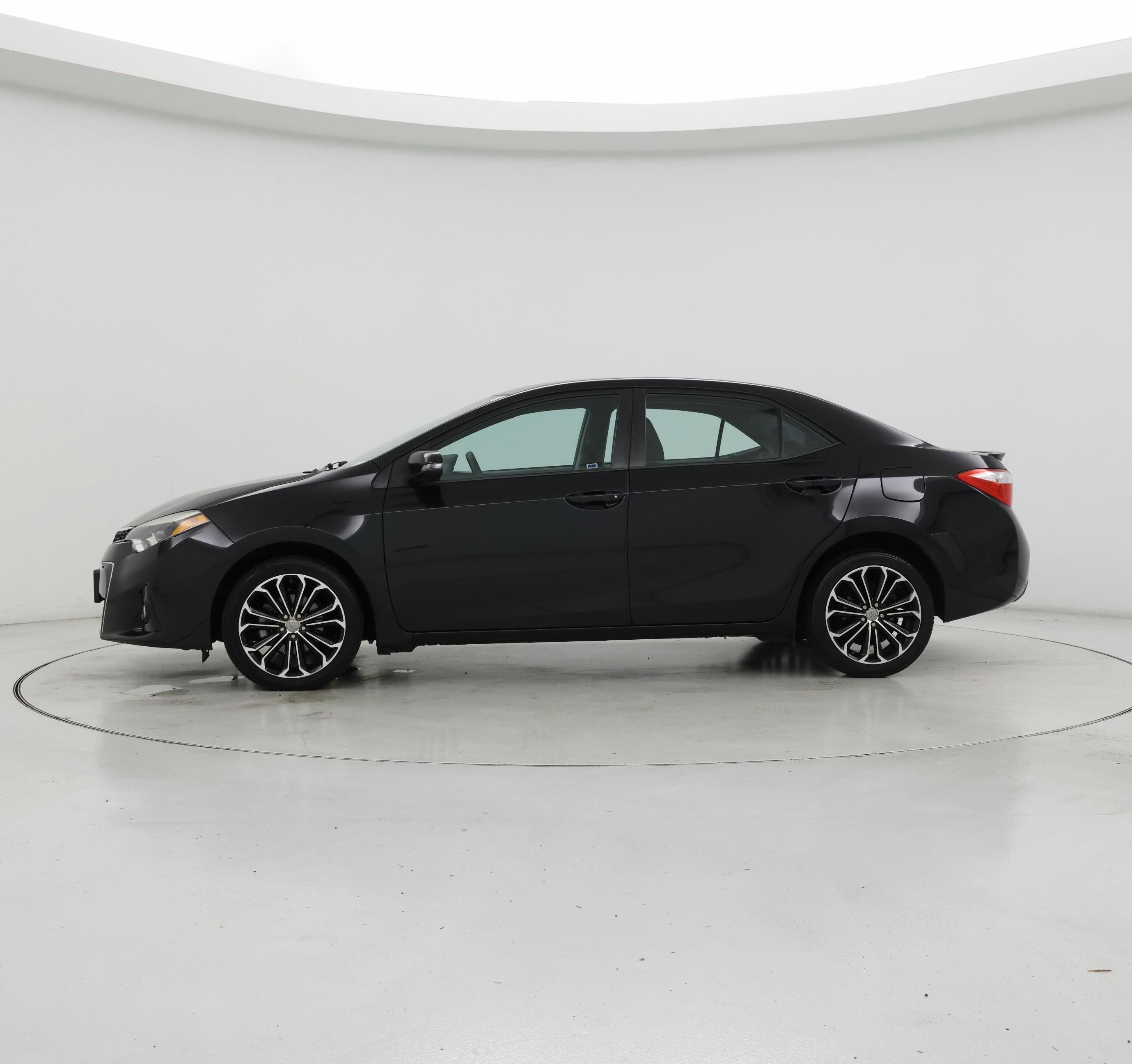 Thumbnail: 2016 Toyota Corolla - 3