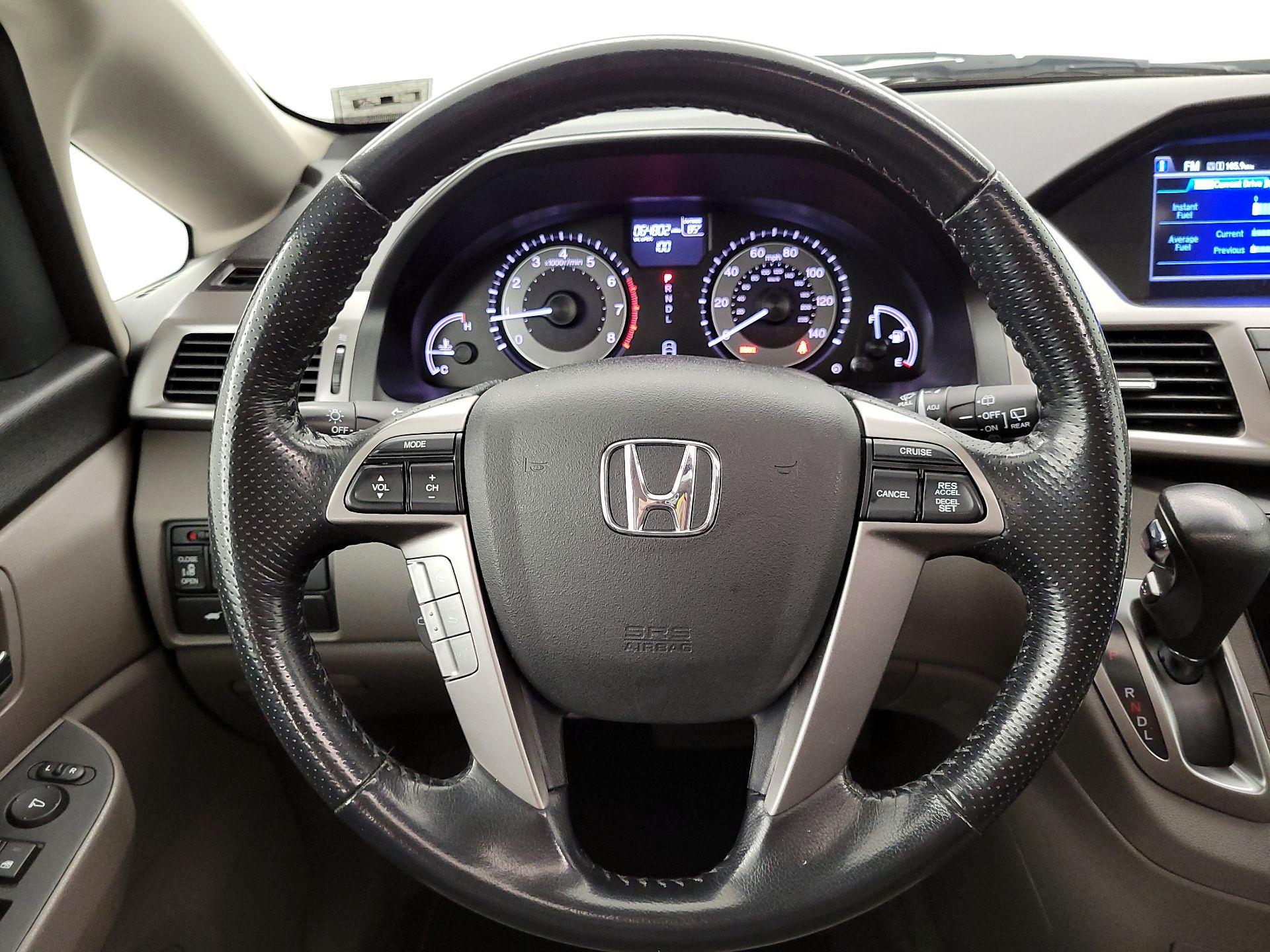 Thumbnail: 2016 Honda Odyssey - 10