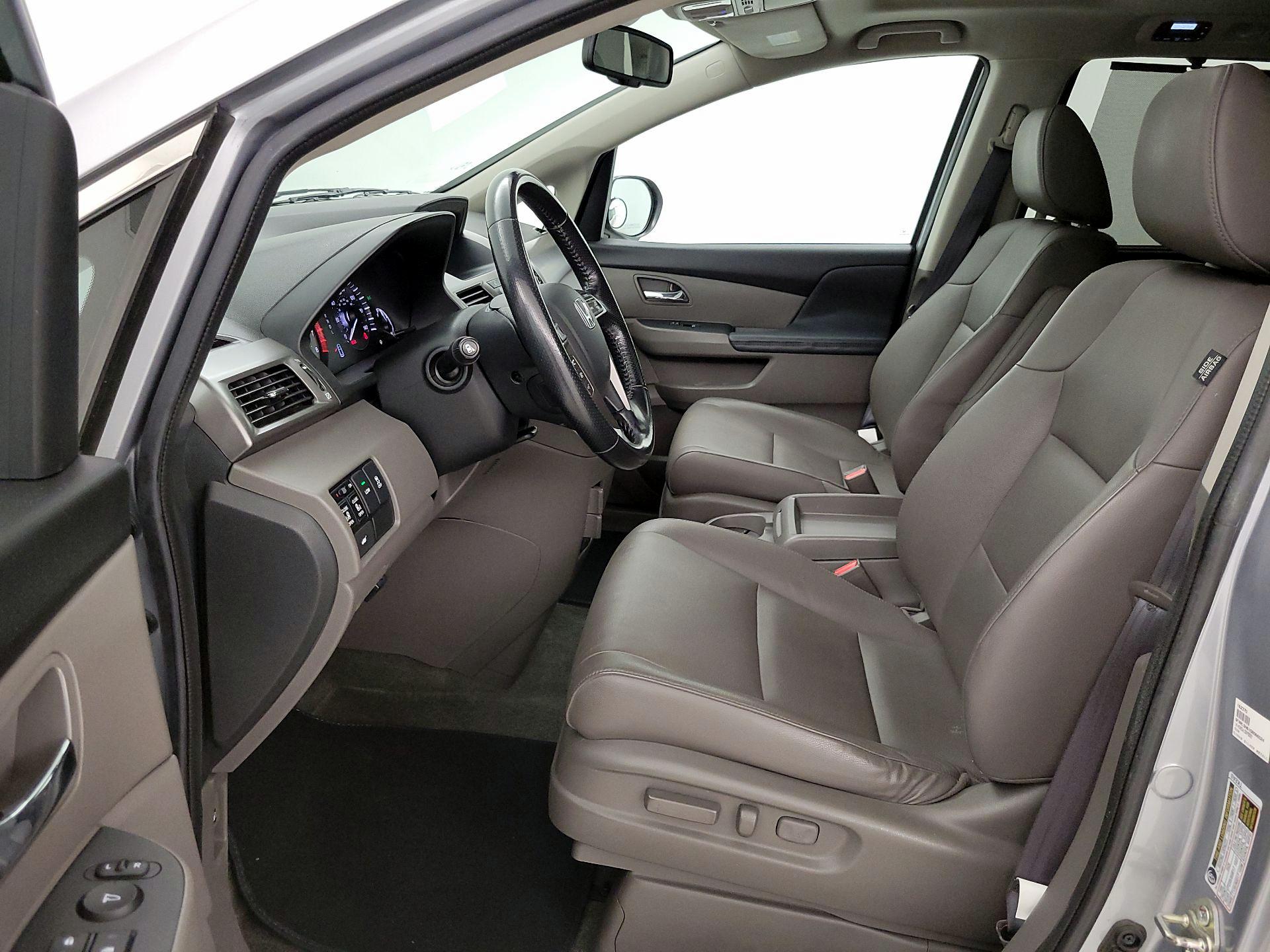 Thumbnail: 2016 Honda Odyssey - 11