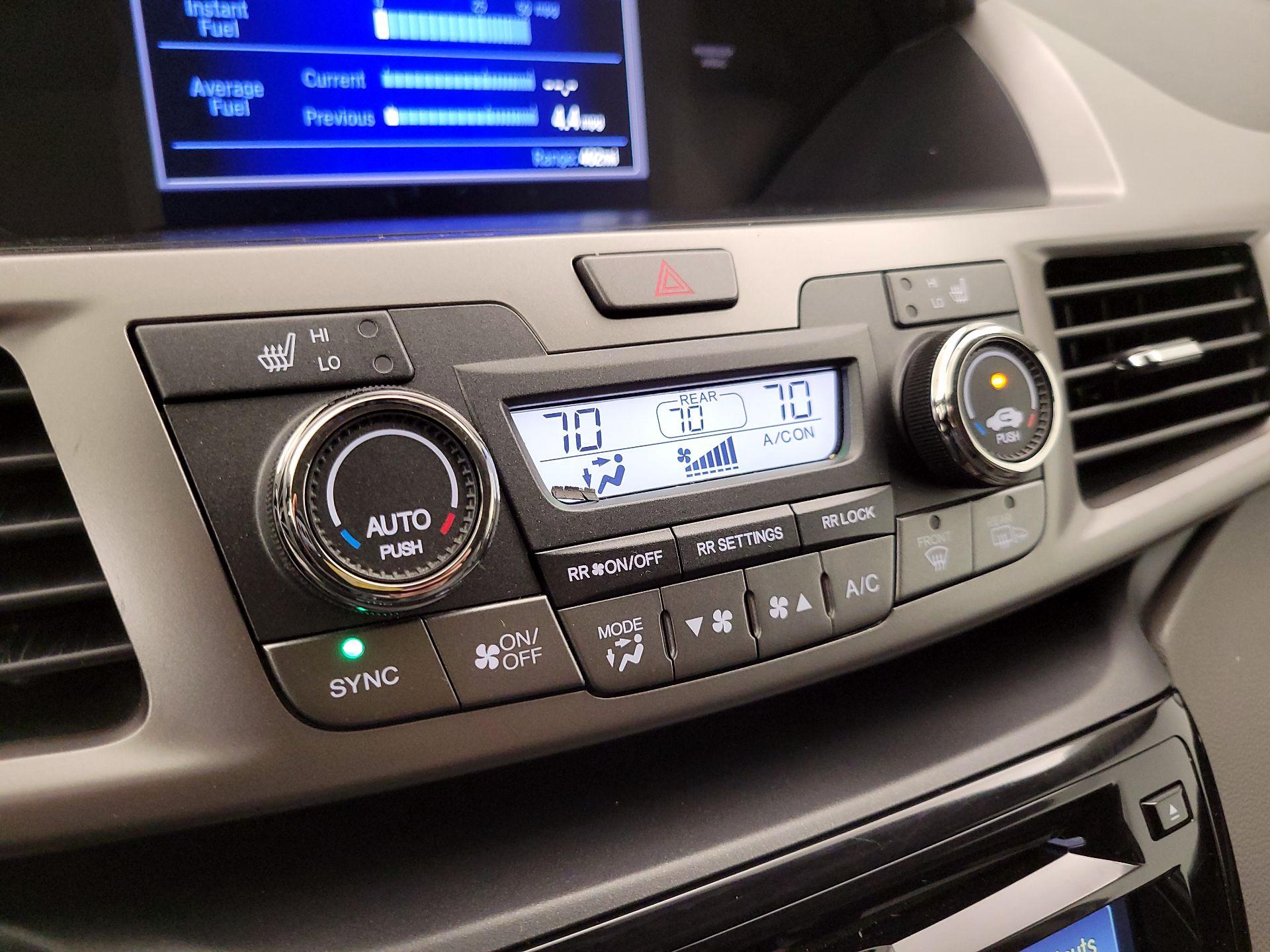 Thumbnail: 2016 Honda Odyssey - 16