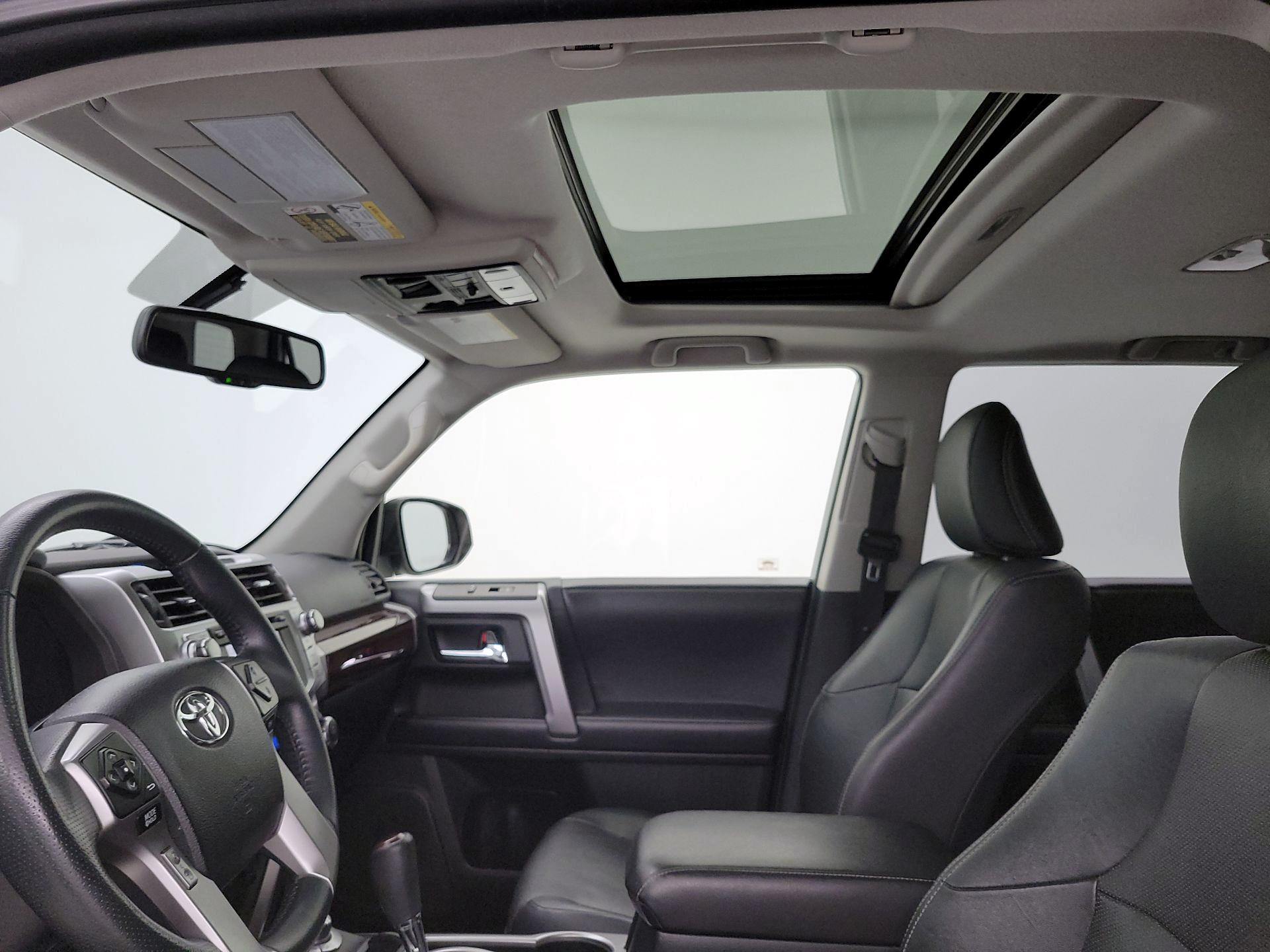 Thumbnail: 2019 Toyota 4Runner - 20