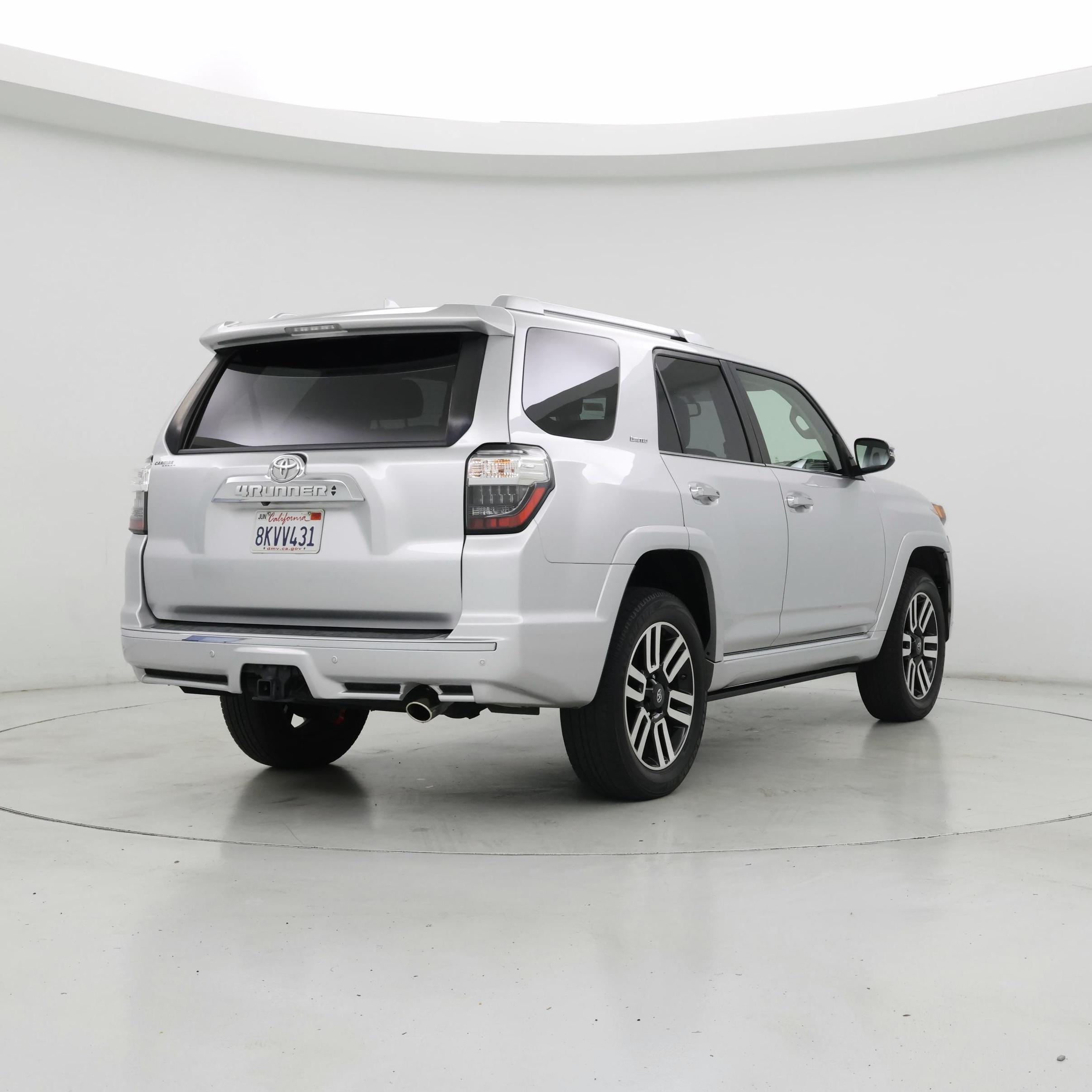 Thumbnail: 2019 Toyota 4Runner - 8