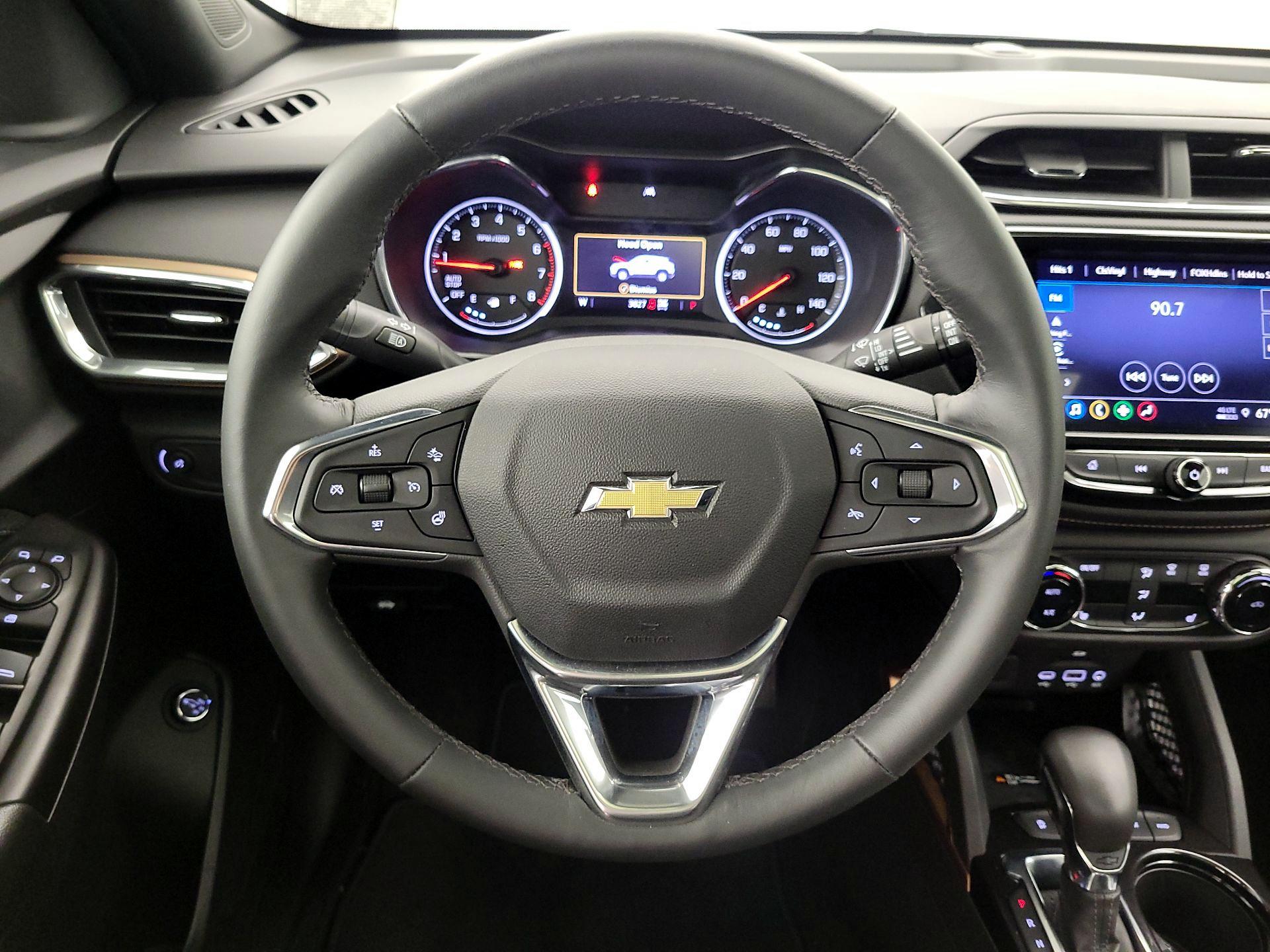 Thumbnail: 2023 Chevrolet TrailBlazer - 10