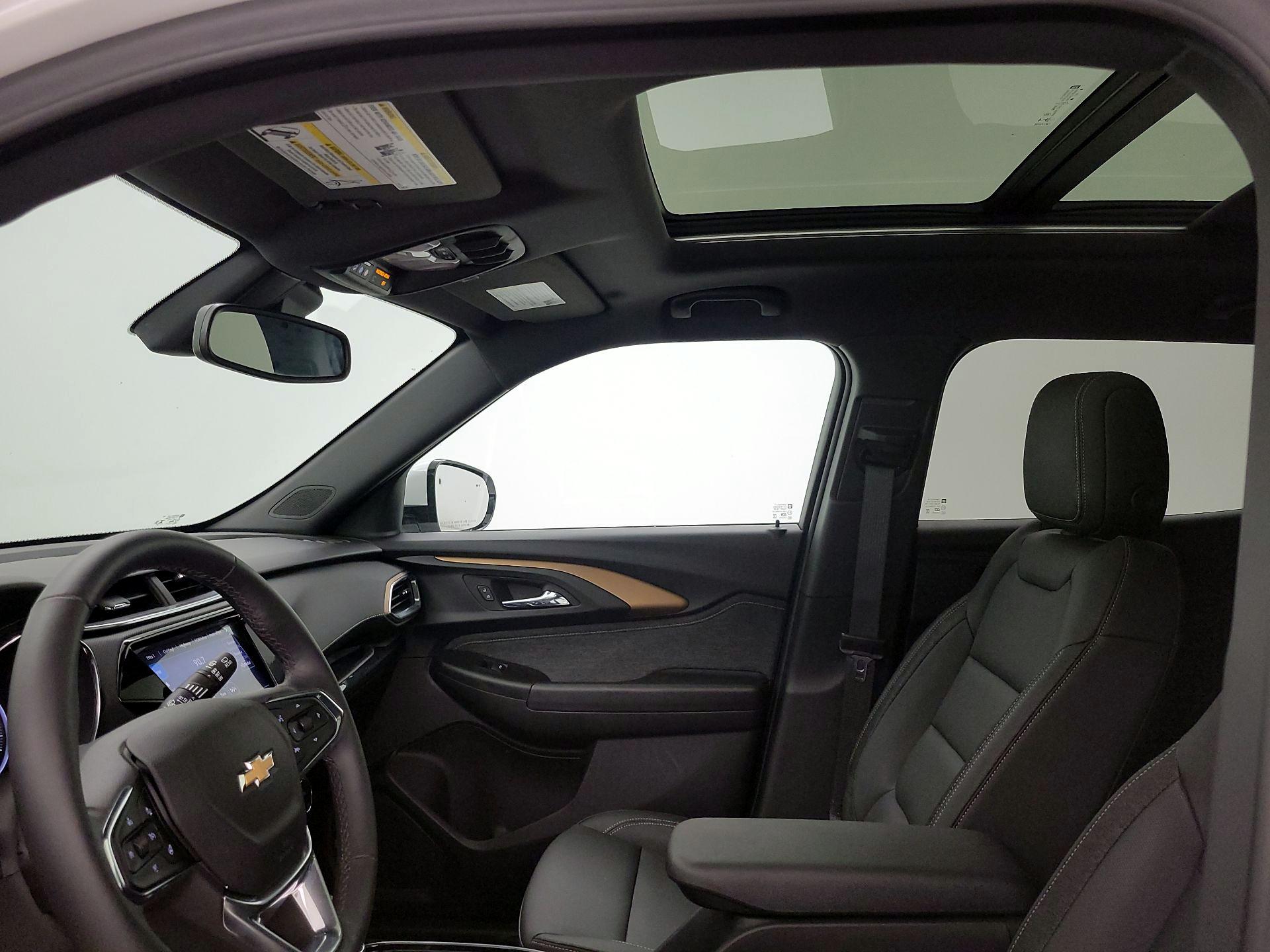 Thumbnail: 2023 Chevrolet TrailBlazer - 19