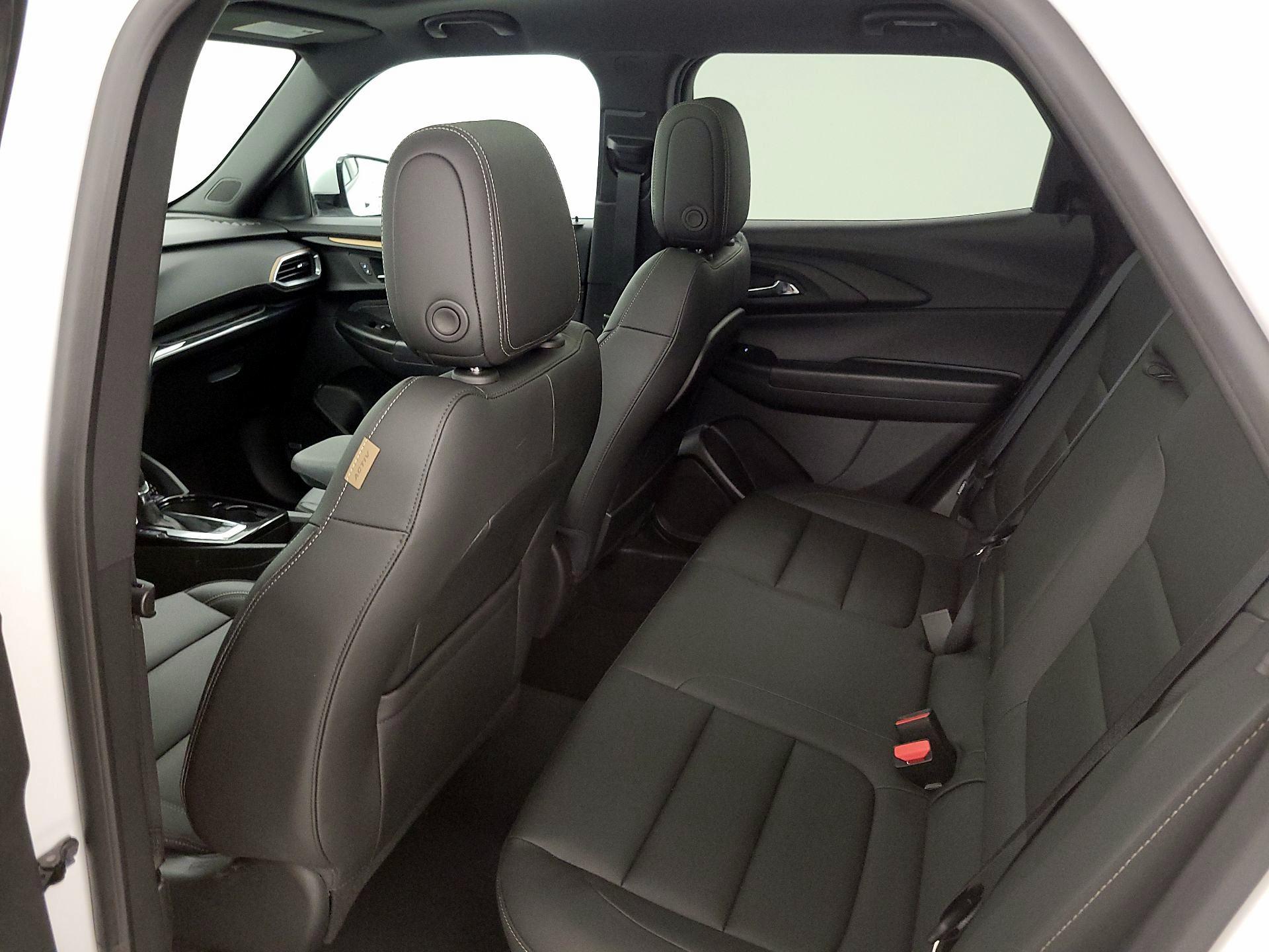 Thumbnail: 2023 Chevrolet TrailBlazer - 20