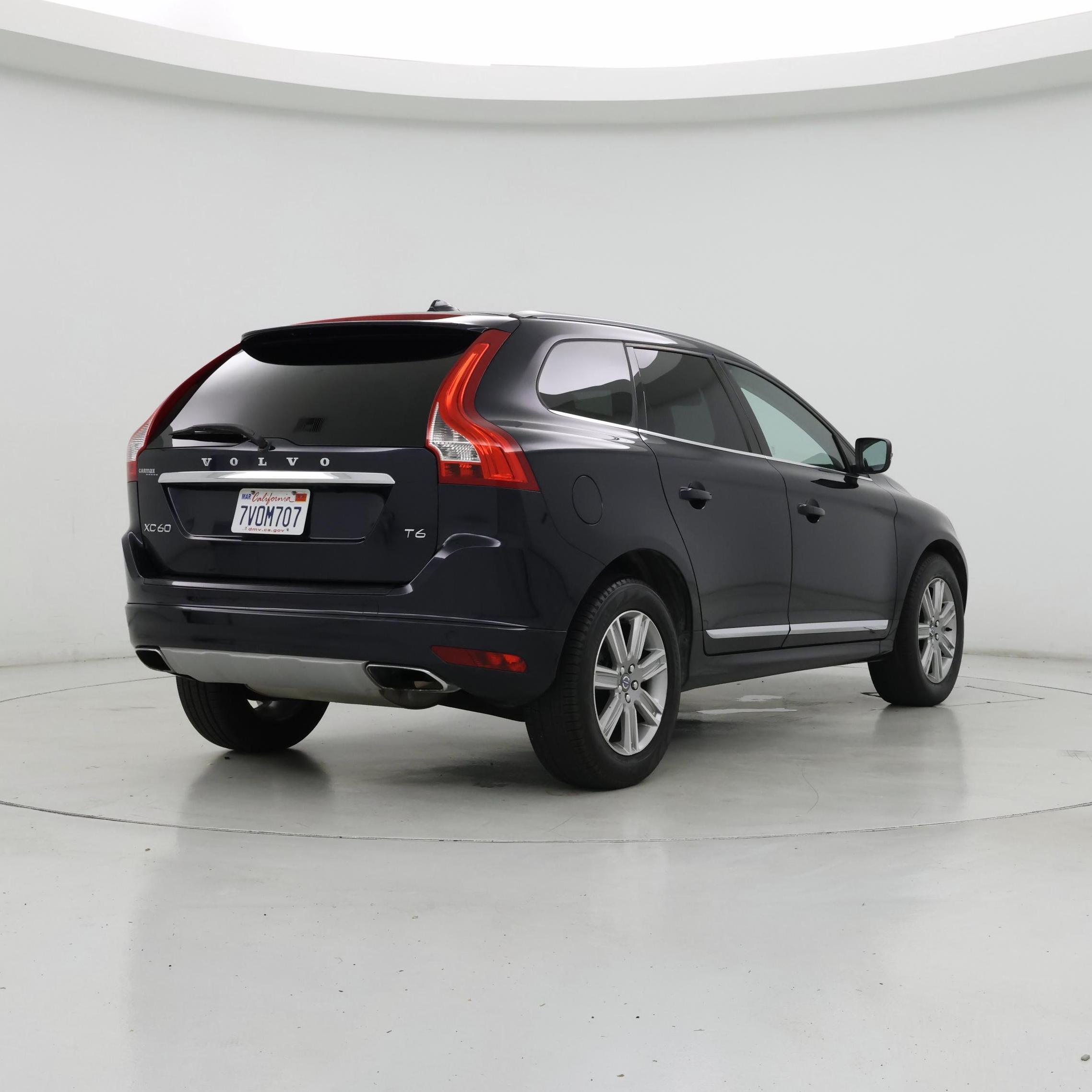 Thumbnail: 2016 Volvo XC60 - 8
