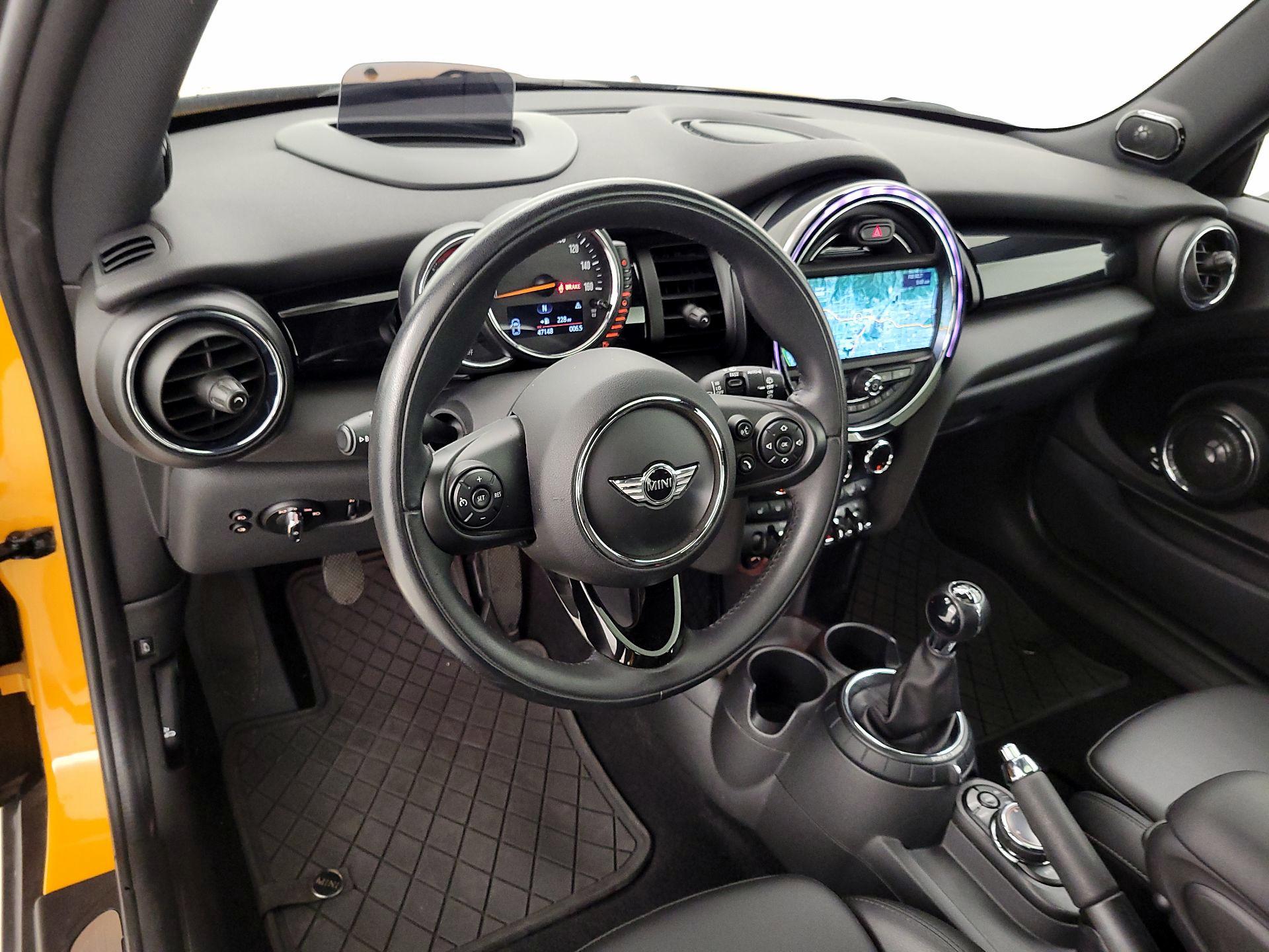 Thumbnail: 2014 MINI Cooper Hardtop - 9