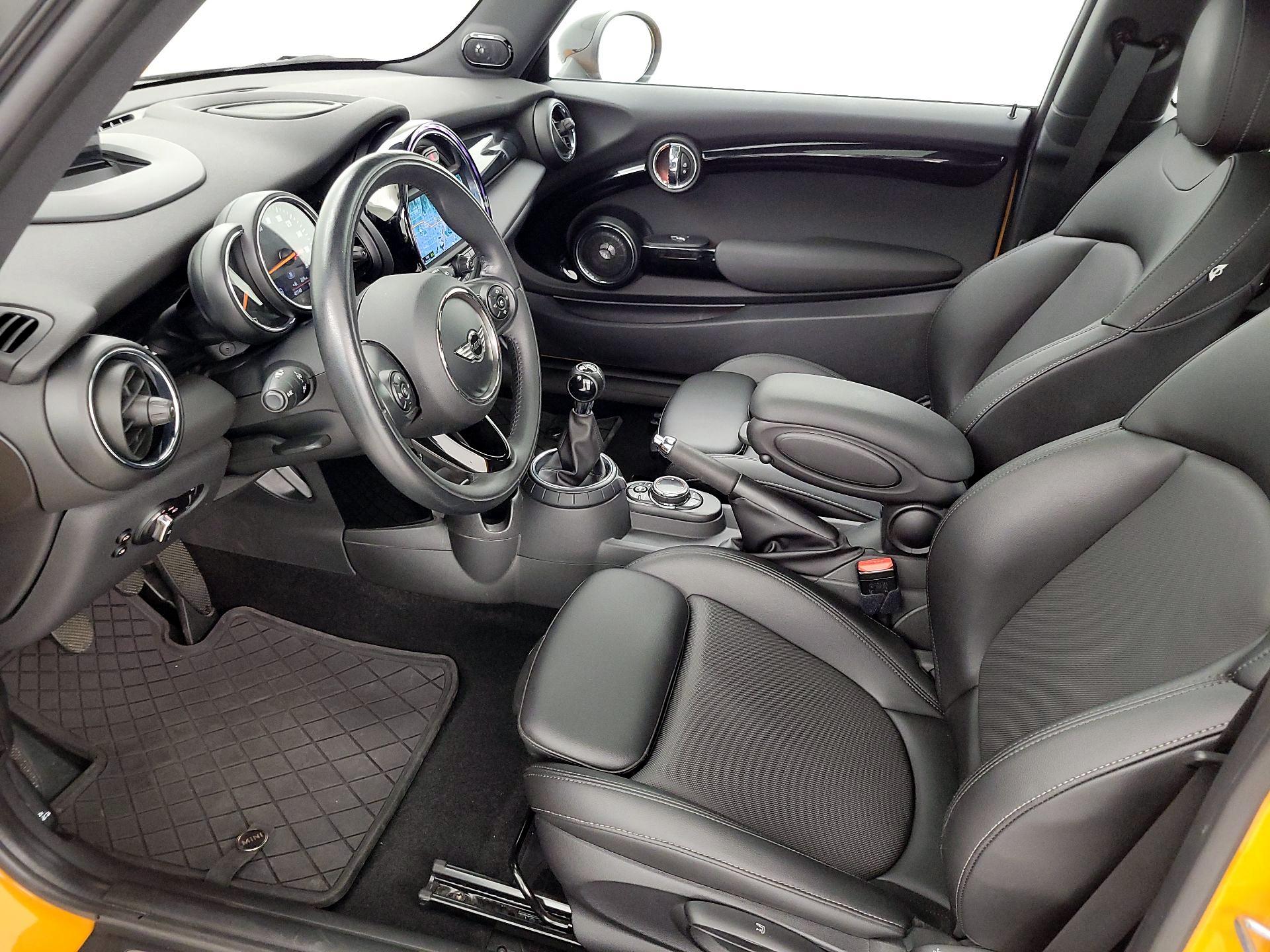 Thumbnail: 2014 MINI Cooper Hardtop - 11