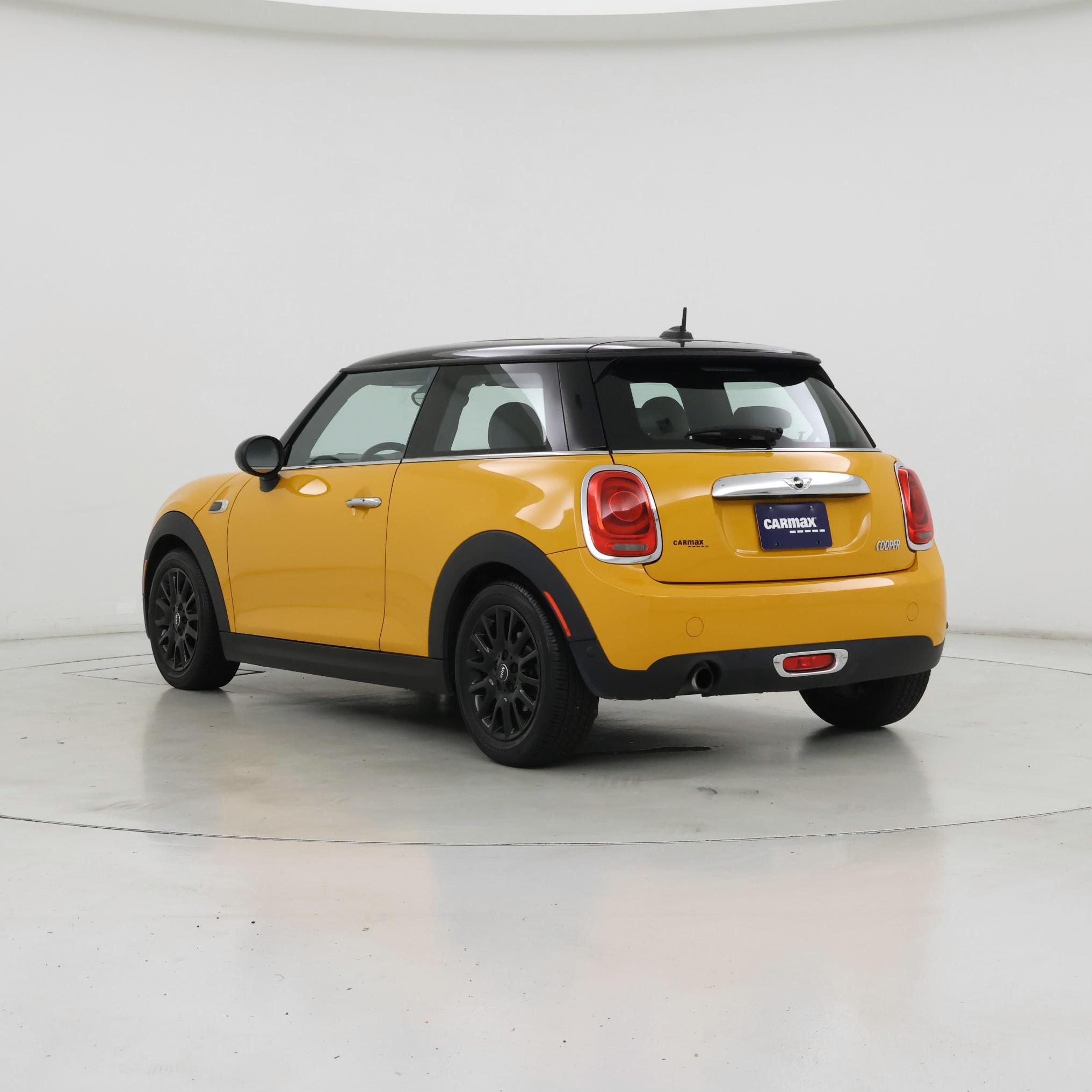 Thumbnail: 2014 MINI Cooper Hardtop - 2