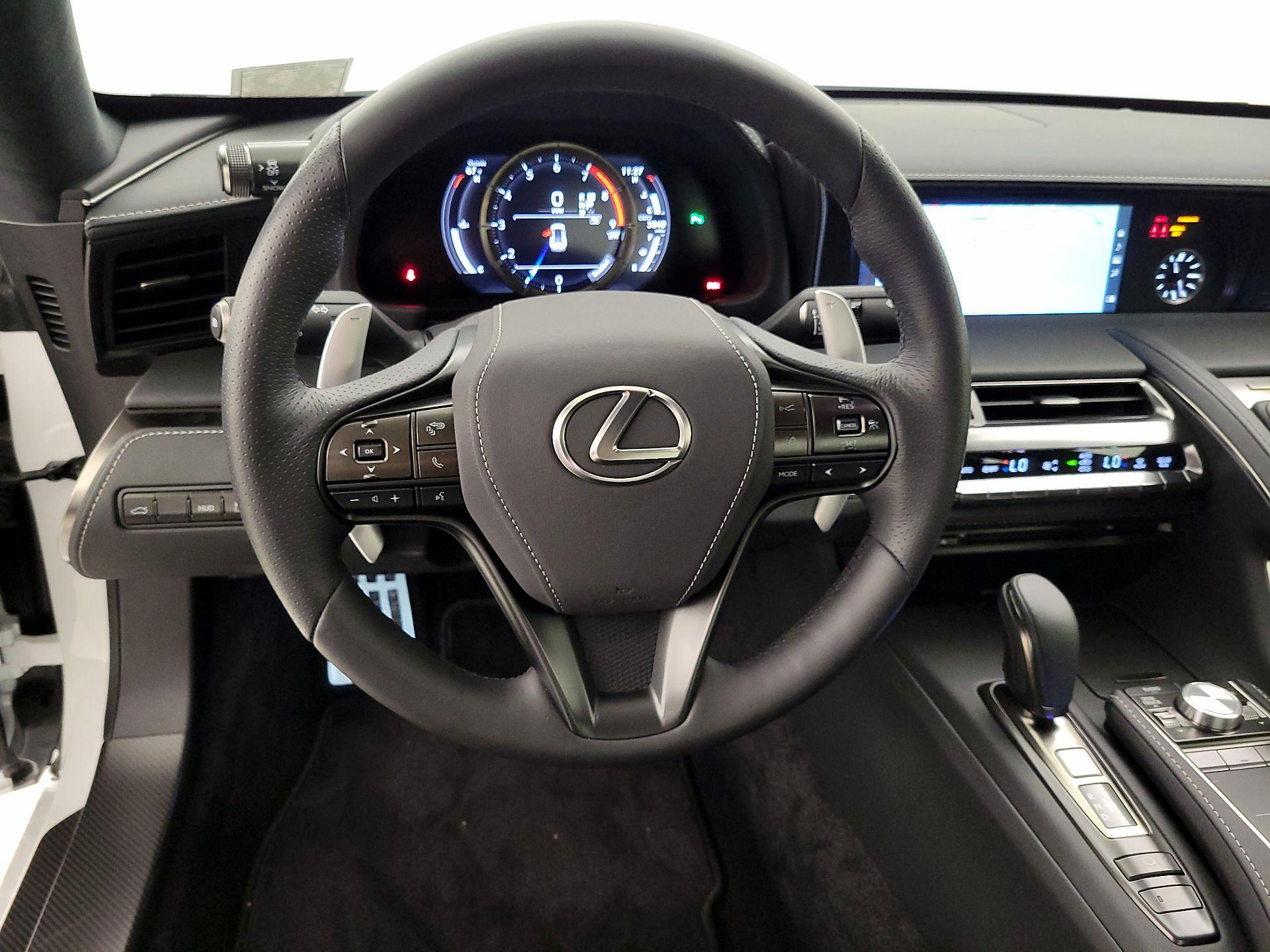 Thumbnail: 2020 Lexus LC - 10