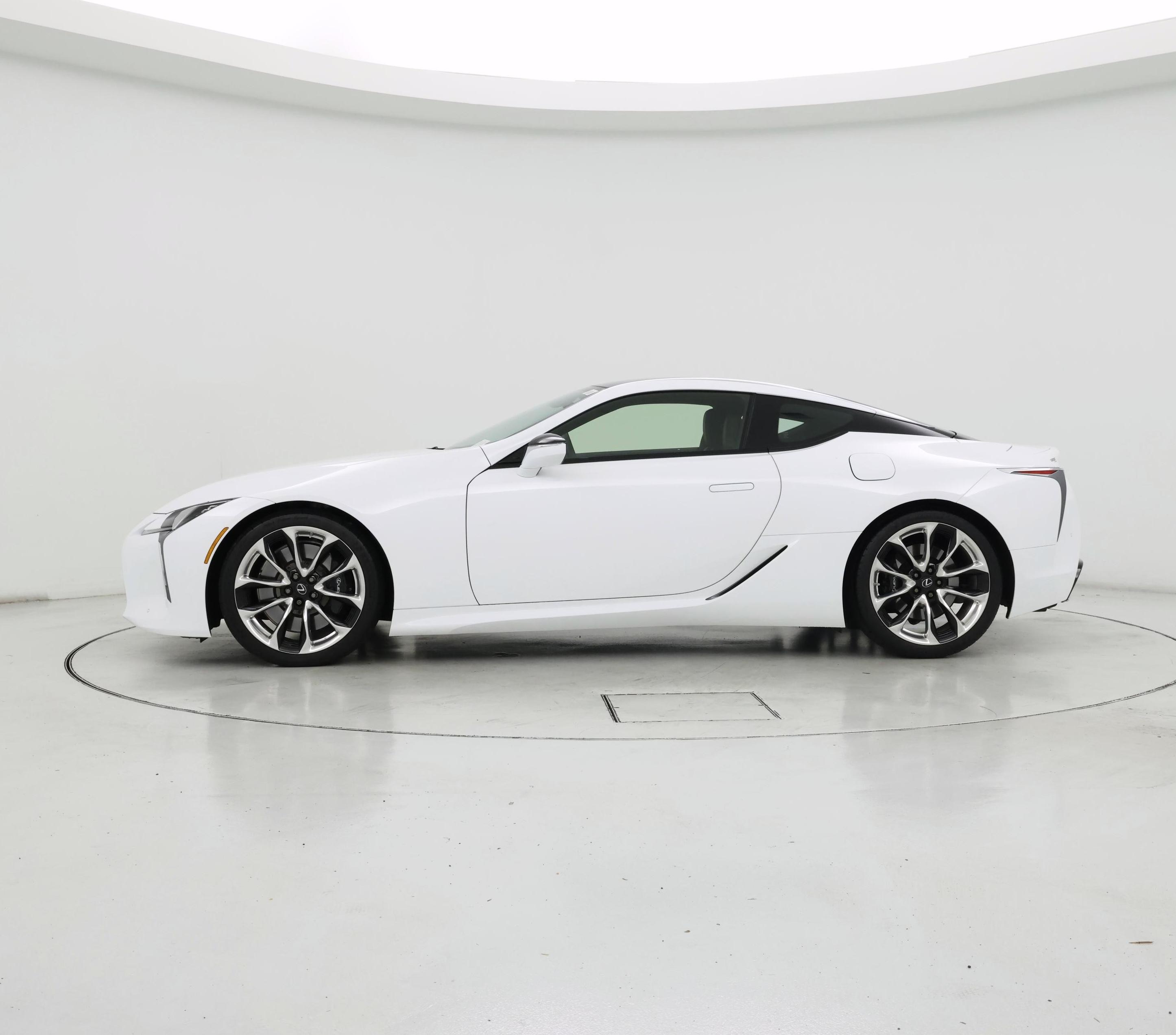 Thumbnail: 2020 Lexus LC - 3