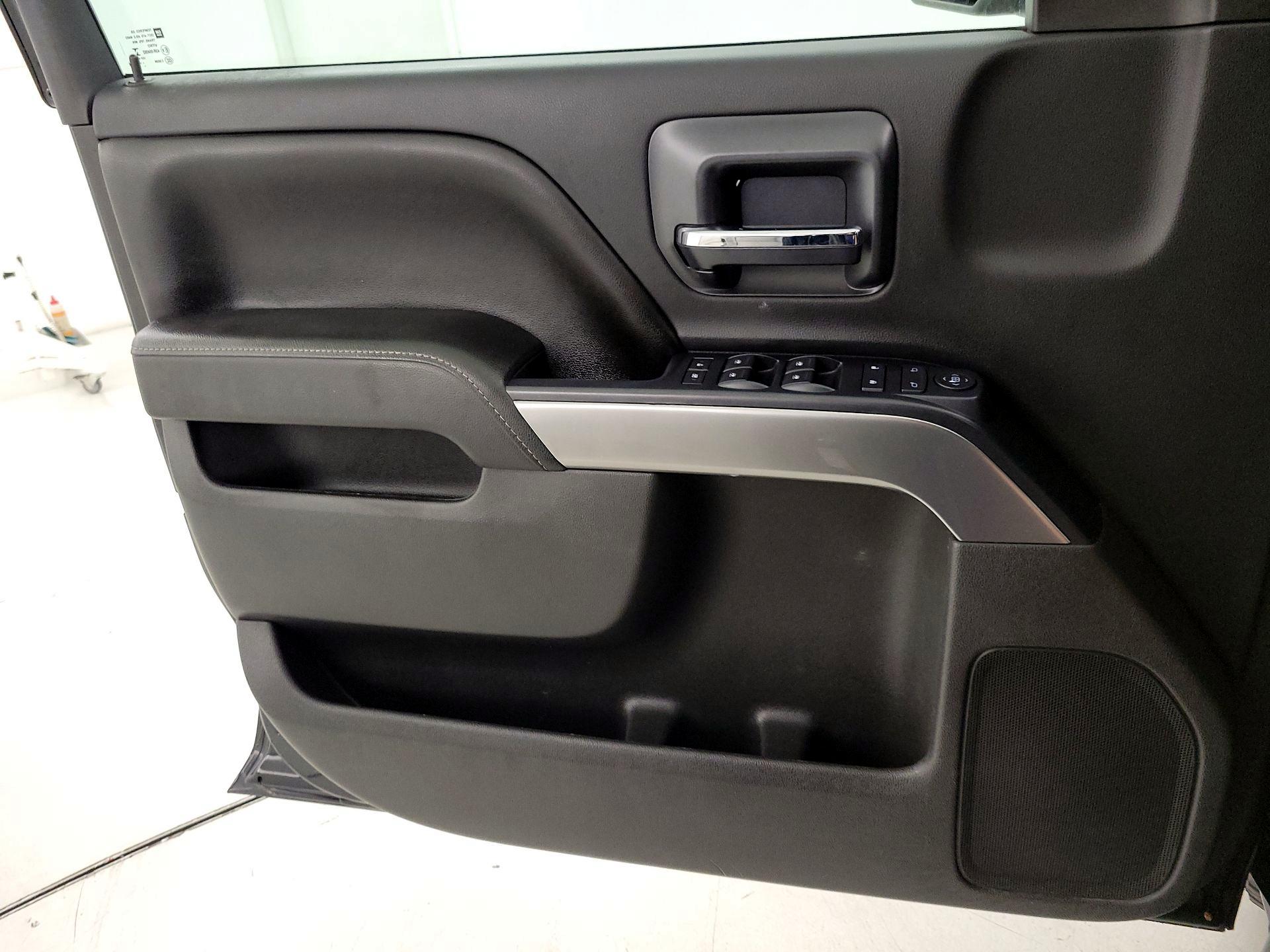 Thumbnail: 2016 Chevrolet Silverado 1500 - 12