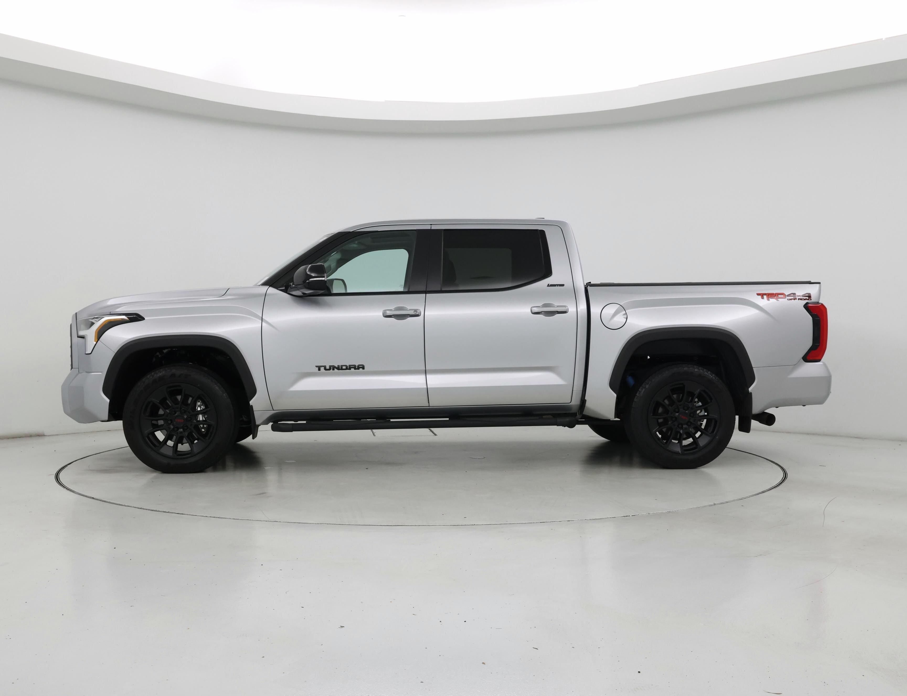Thumbnail: 2024 Toyota Tundra - 3