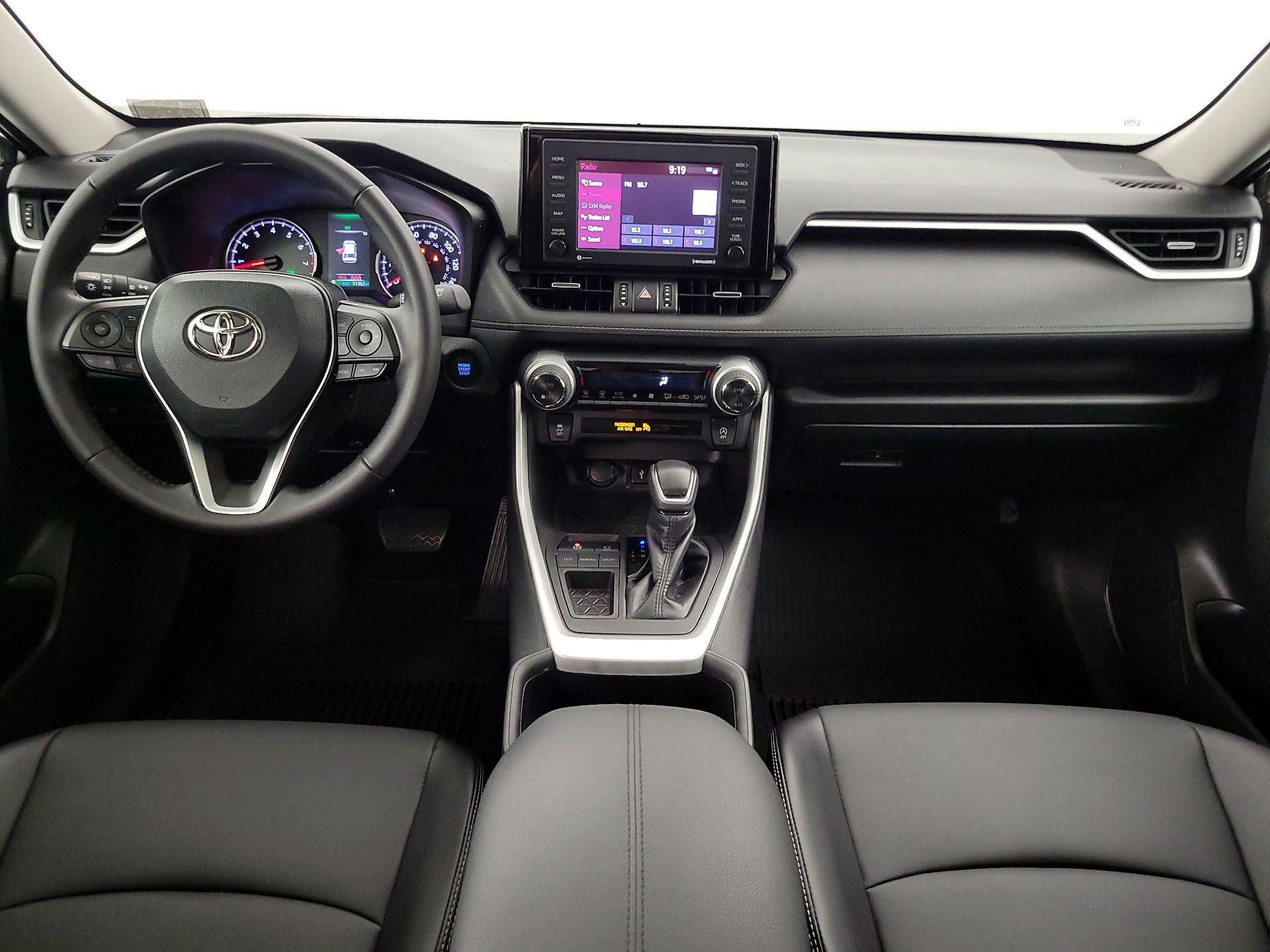 Thumbnail: 2022 Toyota RAV4 - 9